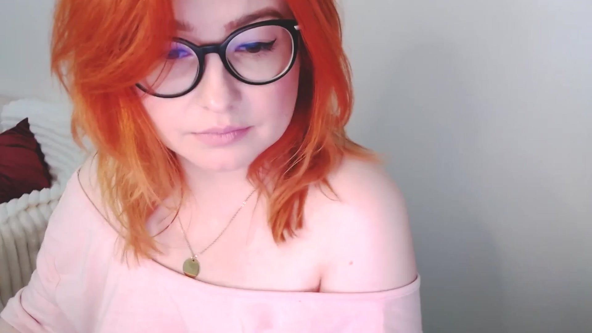 Gallery image thumbnail from EvaStar19's myfreecams stream on, 01/04/2026, 13:53 image 13 of 20