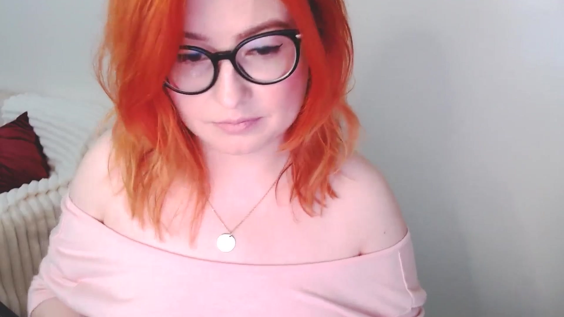 Gallery image thumbnail from EvaStar19's myfreecams stream on, 01/04/2026, 14:51 image 16 of 20