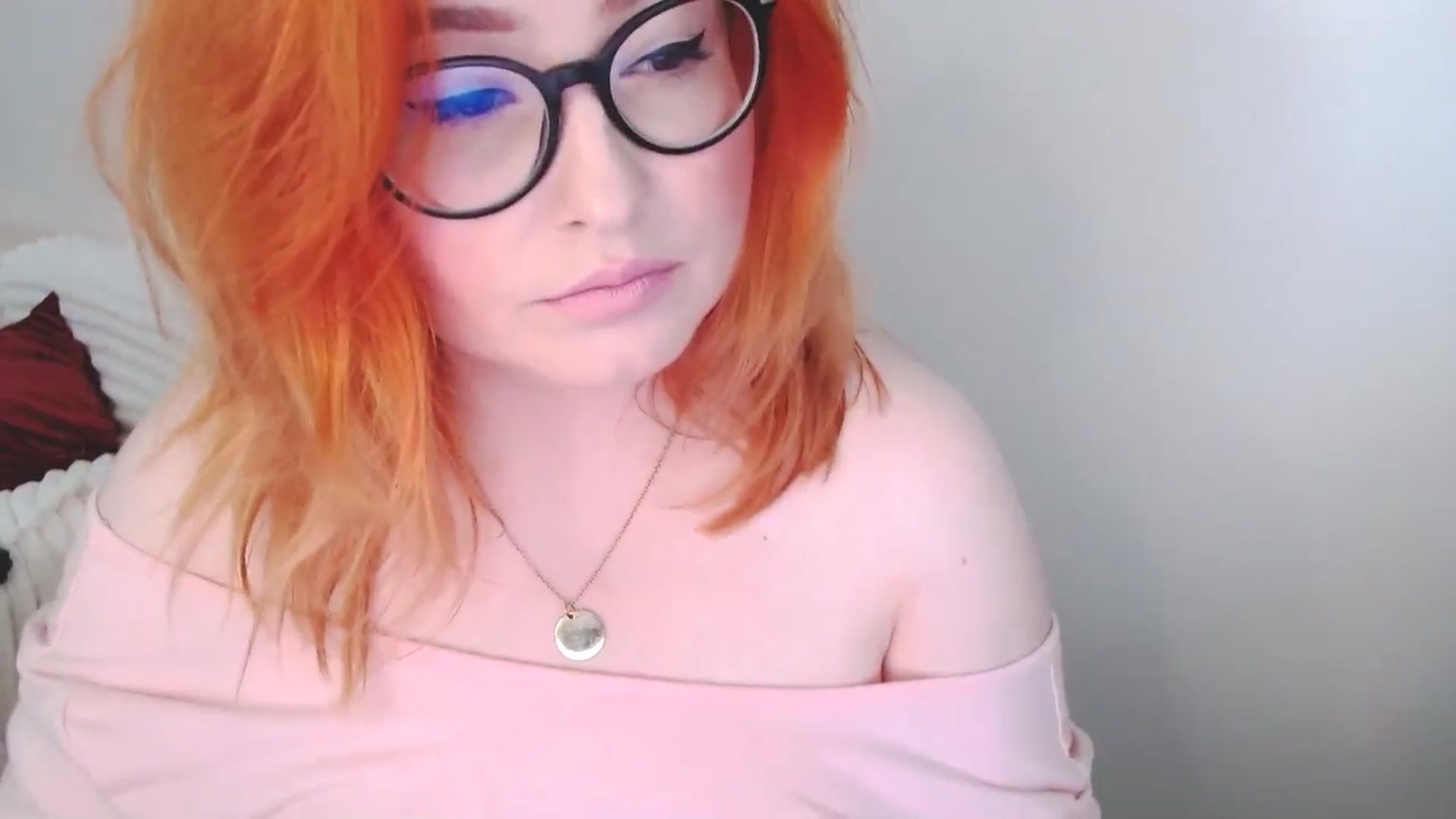 Gallery image thumbnail from EvaStar19's myfreecams stream on, 01/11/2026, 12:50 image 5 of 20