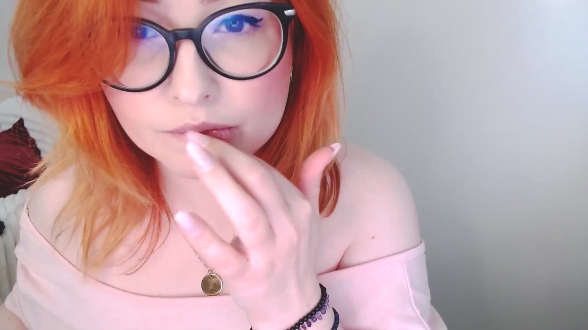 Gallery image thumbnail from EvaStar19's myfreecams stream on, 01/11/2026, 12:50 image 19 of 20