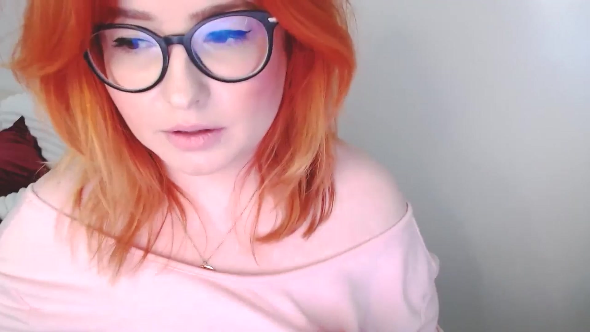 Gallery image thumbnail from EvaStar19's myfreecams stream on, 01/11/2026, 14:04 image 15 of 20