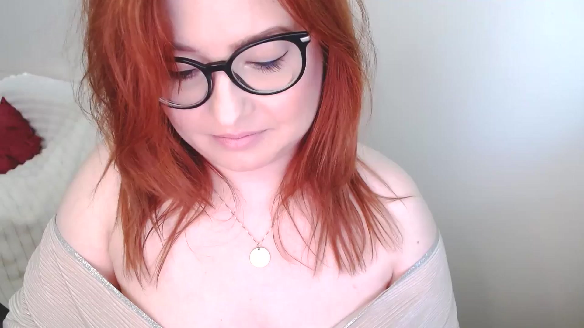 Gallery image thumbnail from EvaStar19's myfreecams stream on, 05/04/2026, 09:37 image 1 of 20