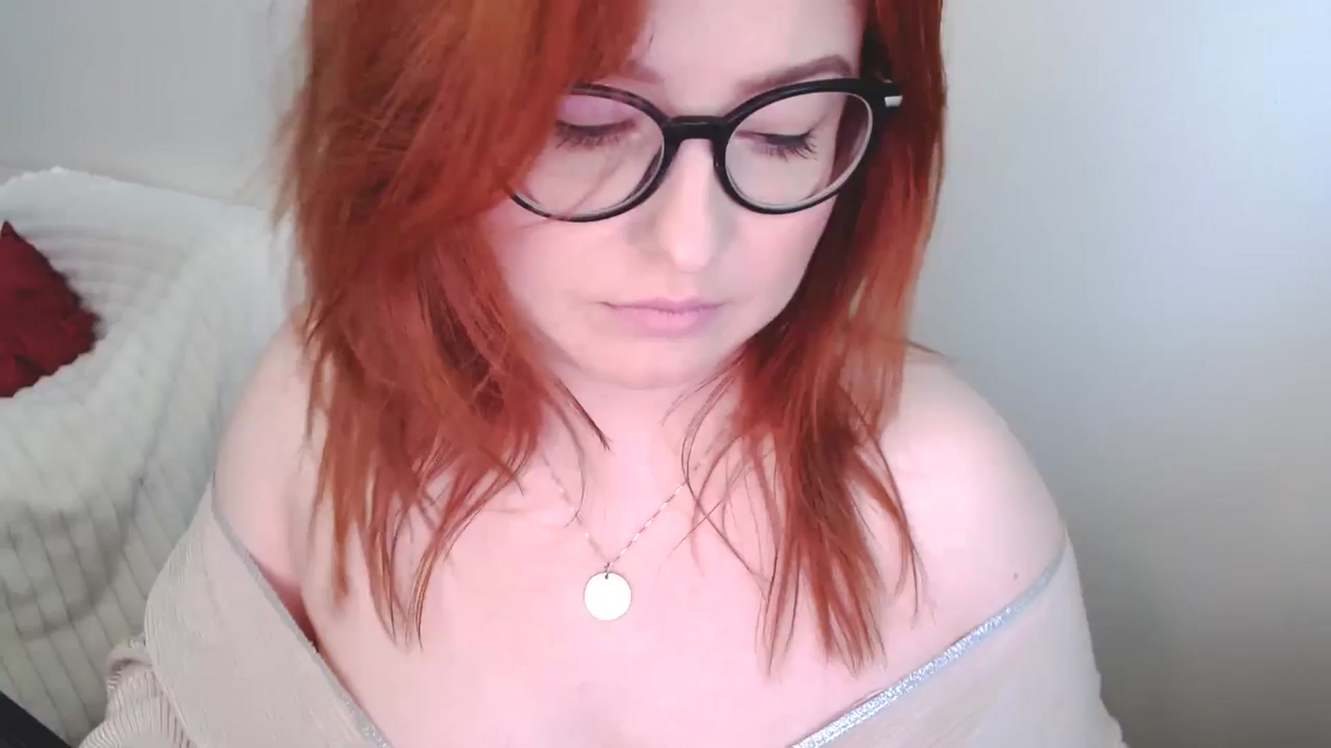 Gallery image thumbnail from EvaStar19's myfreecams stream on, 05/04/2026, 09:37 image 12 of 20