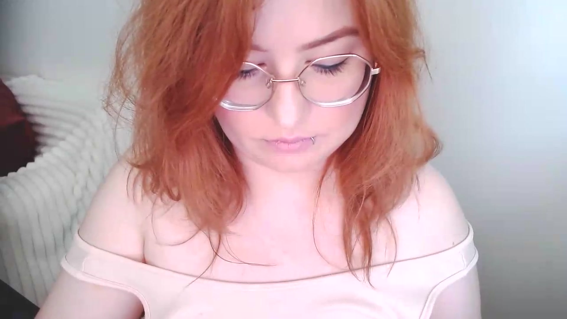 Gallery image thumbnail from EvaStar19's myfreecams stream on, 06/23/2026, 10:36 image 16 of 20