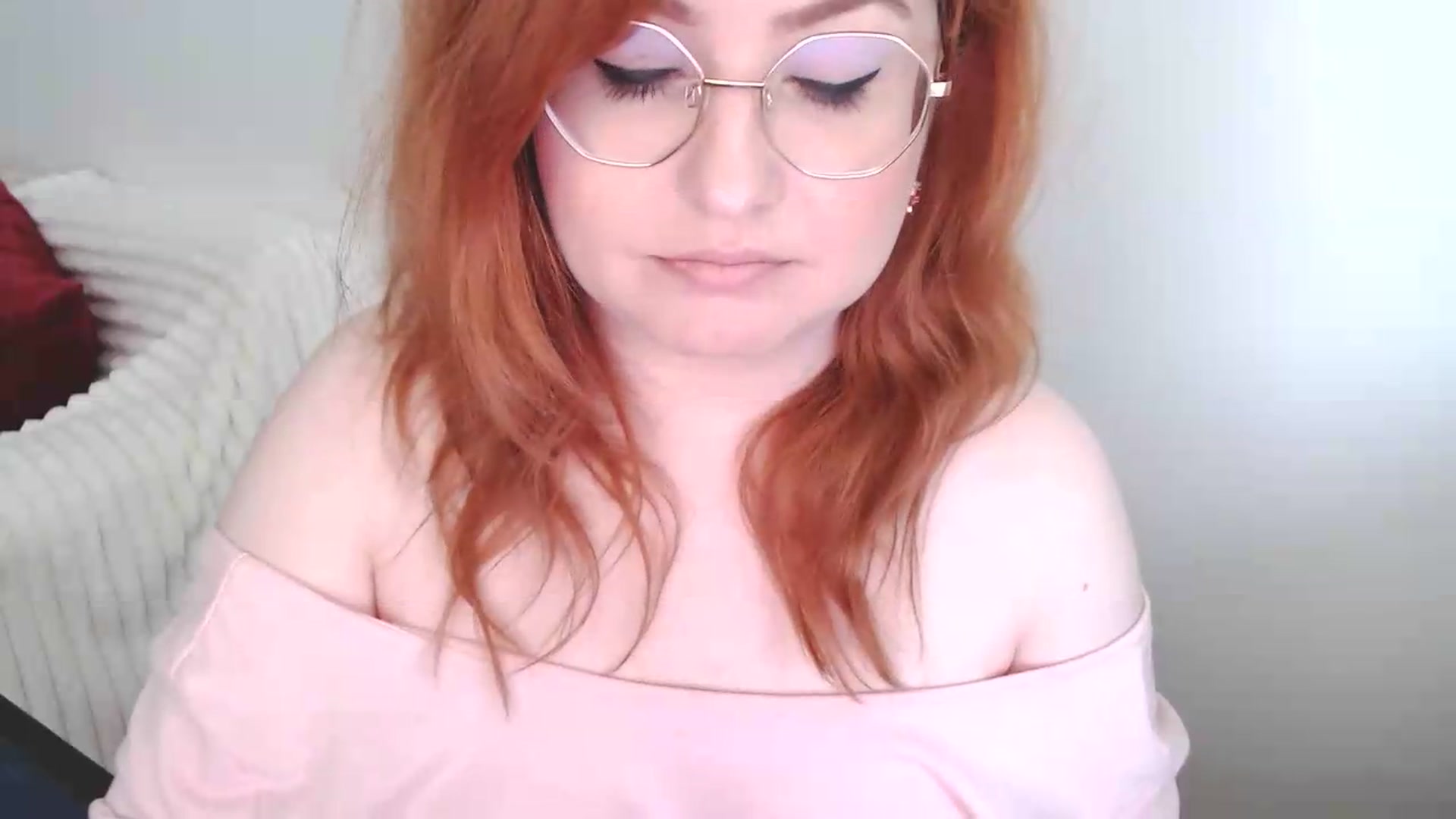 Gallery image thumbnail from EvaStar19's myfreecams stream on, 06/24/2026, 08:18 image 19 of 20
