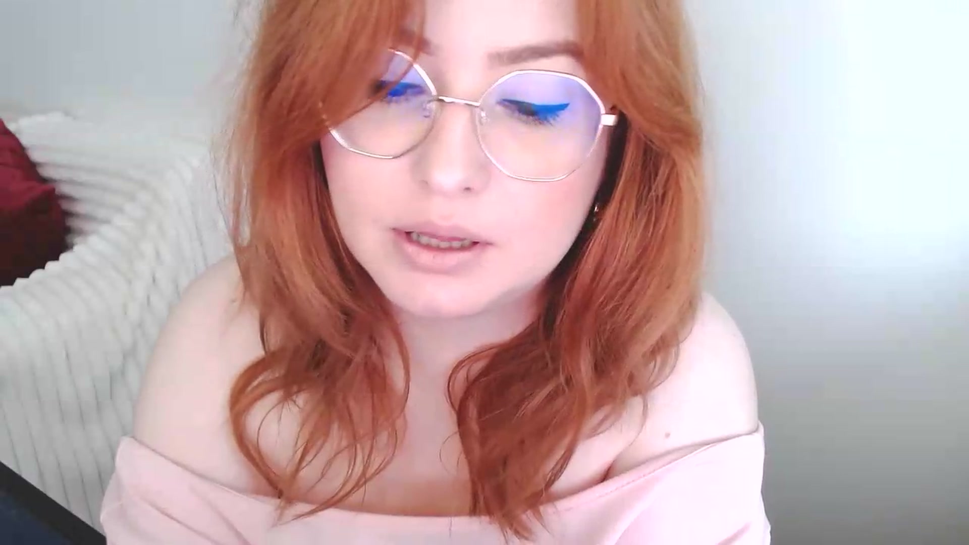 Gallery image thumbnail from EvaStar19's myfreecams stream on, 06/24/2026, 09:21 image 6 of 20