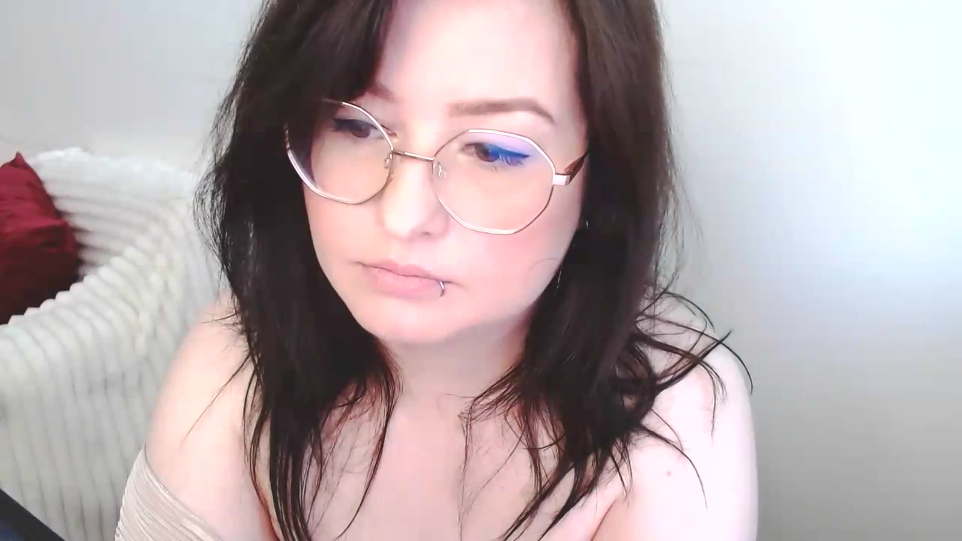 Gallery image thumbnail from EvaStar19's myfreecams stream on, 06/25/2026, 08:30 image 5 of 20