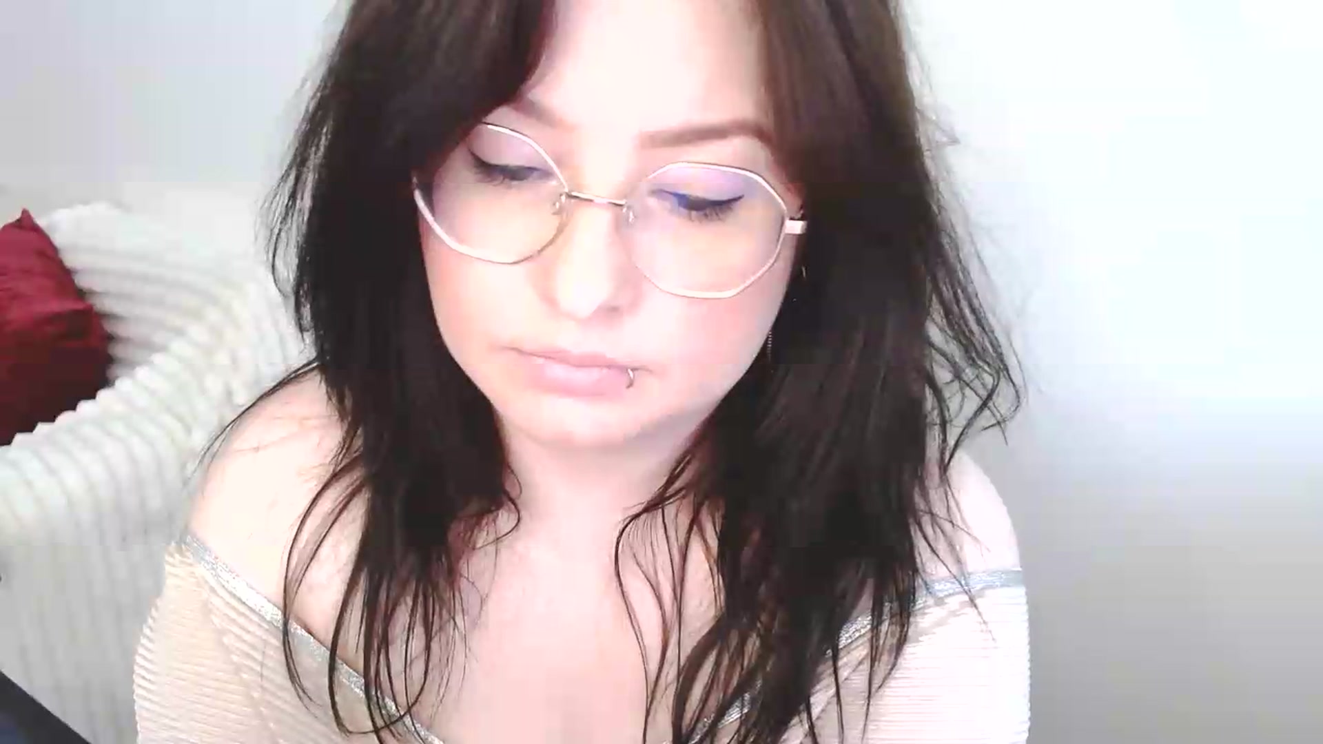 Gallery image thumbnail from EvaStar19's myfreecams stream on, 06/25/2026, 10:02 image 20 of 20