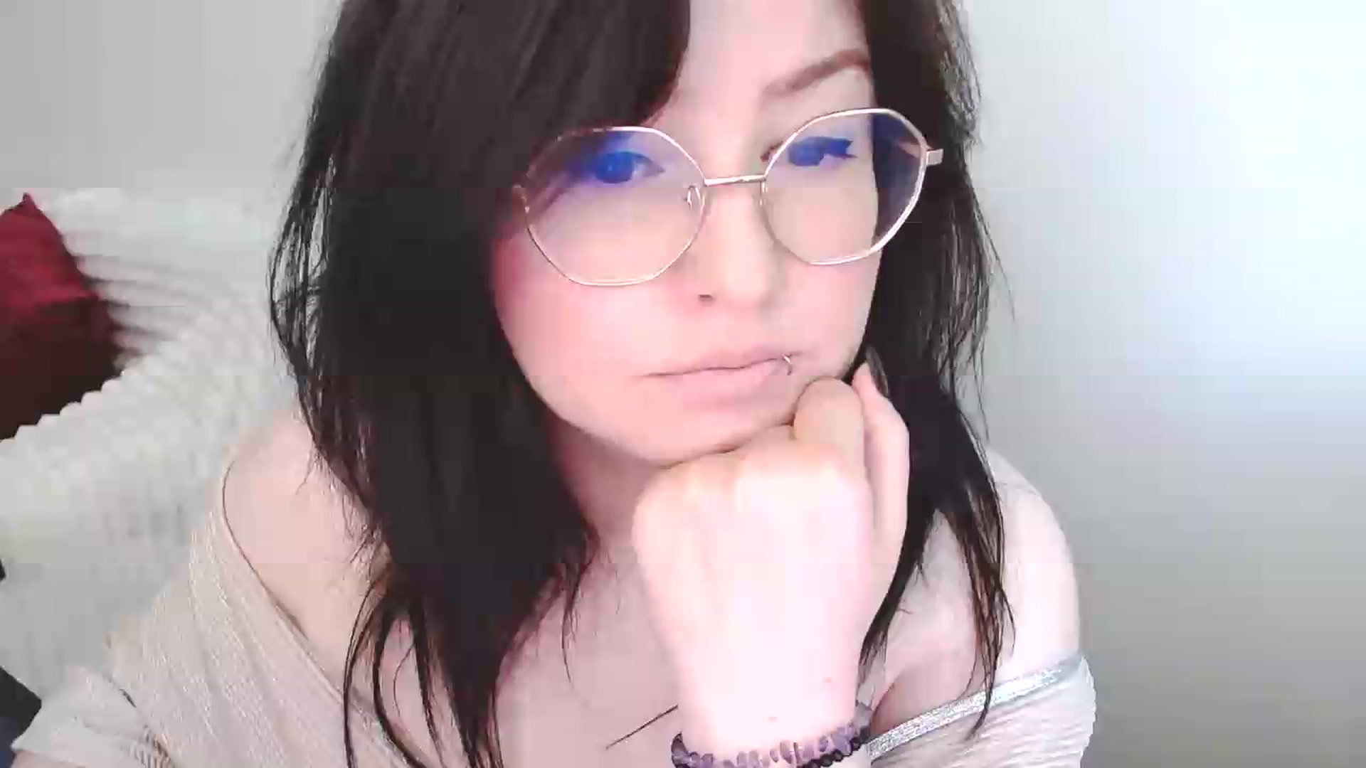 Gallery image thumbnail from EvaStar19's myfreecams stream on, 06/25/2026, 10:39 image 9 of 20