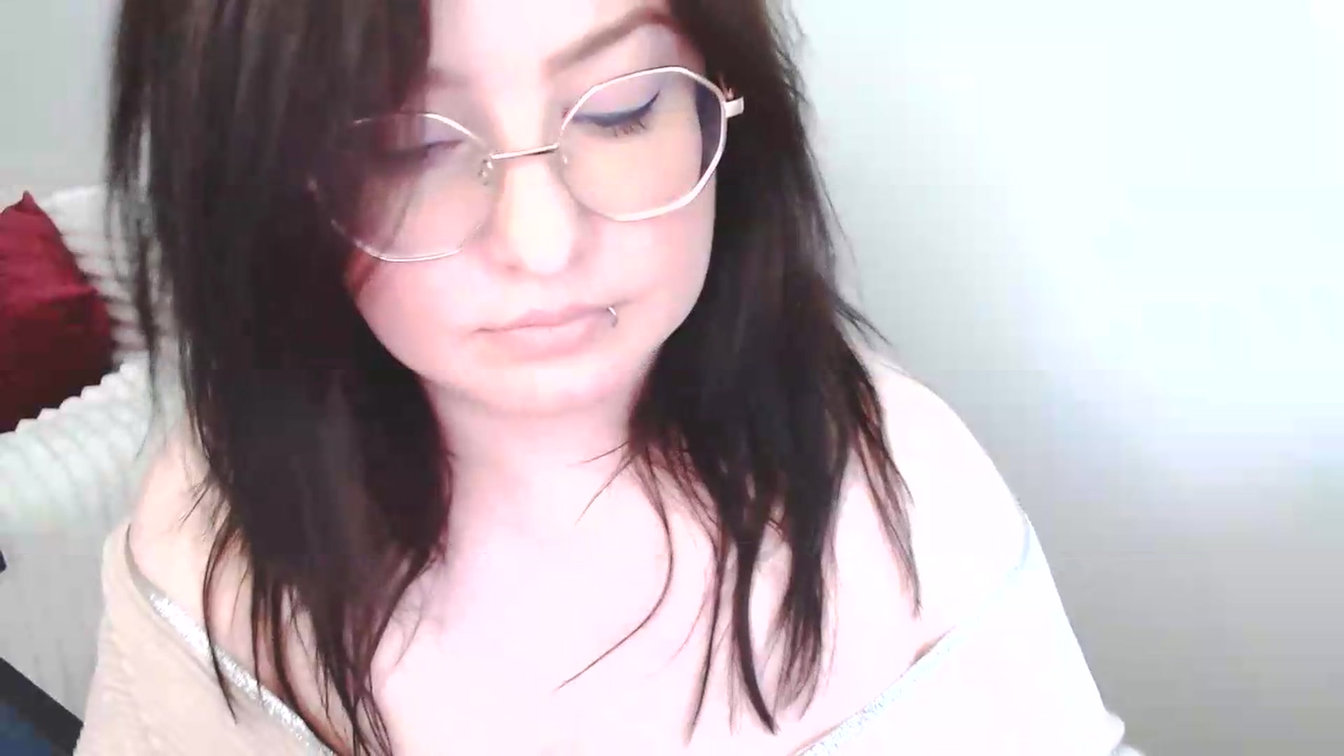 Gallery image thumbnail from EvaStar19's myfreecams stream on, 06/25/2026, 10:39 image 5 of 20