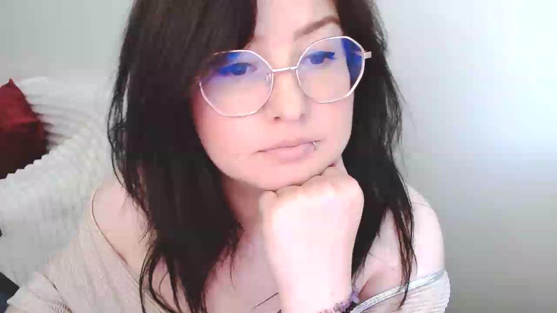 Gallery image thumbnail from EvaStar19's myfreecams stream on, 06/25/2026, 10:39 image 8 of 20