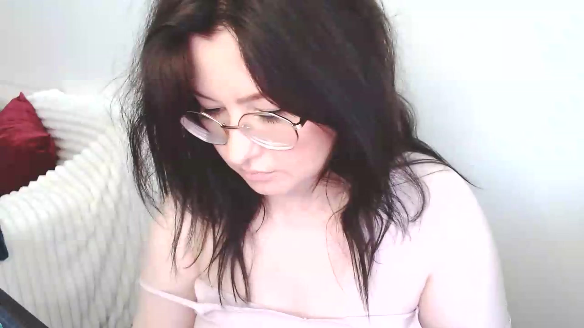 Gallery image thumbnail from EvaStar19's myfreecams stream on, 06/26/2026, 07:43 image 15 of 20