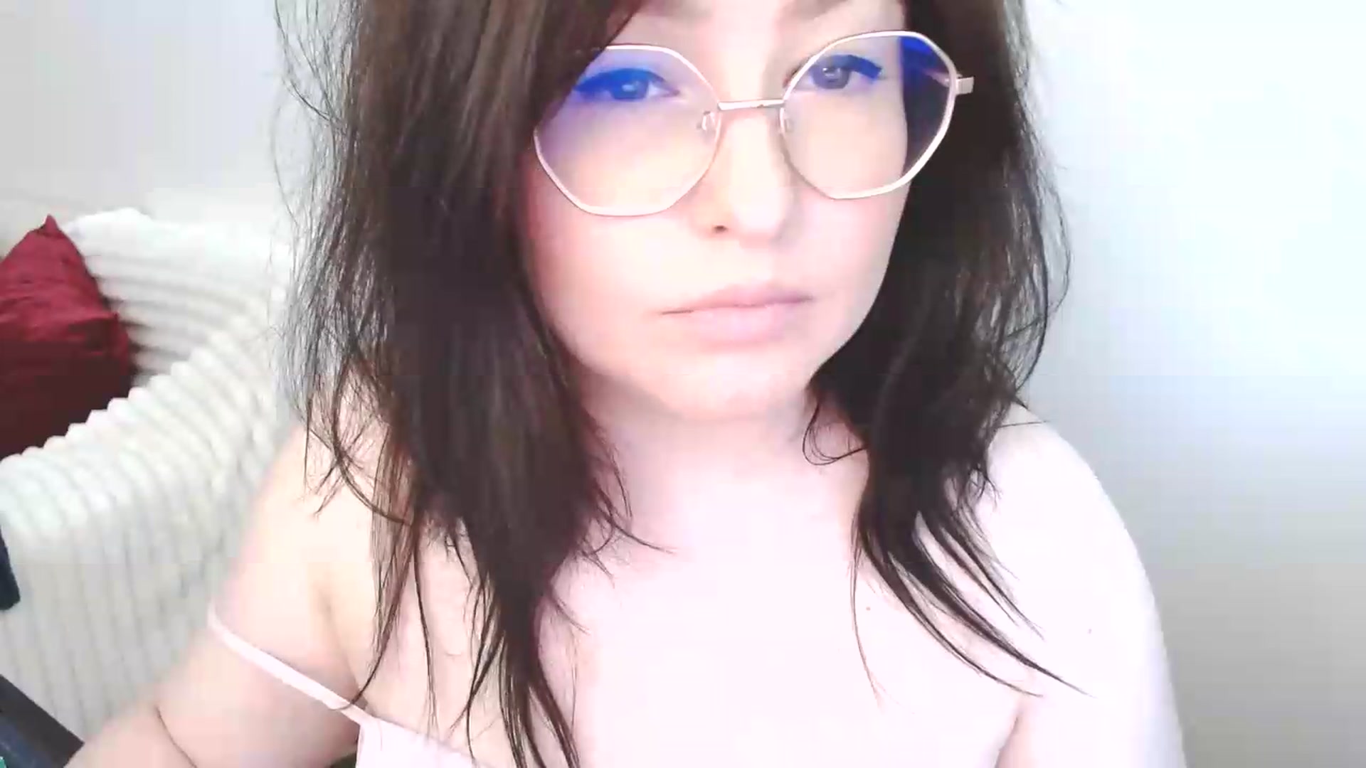 Gallery image thumbnail from EvaStar19's myfreecams stream on, 06/26/2026, 07:43 image 9 of 20