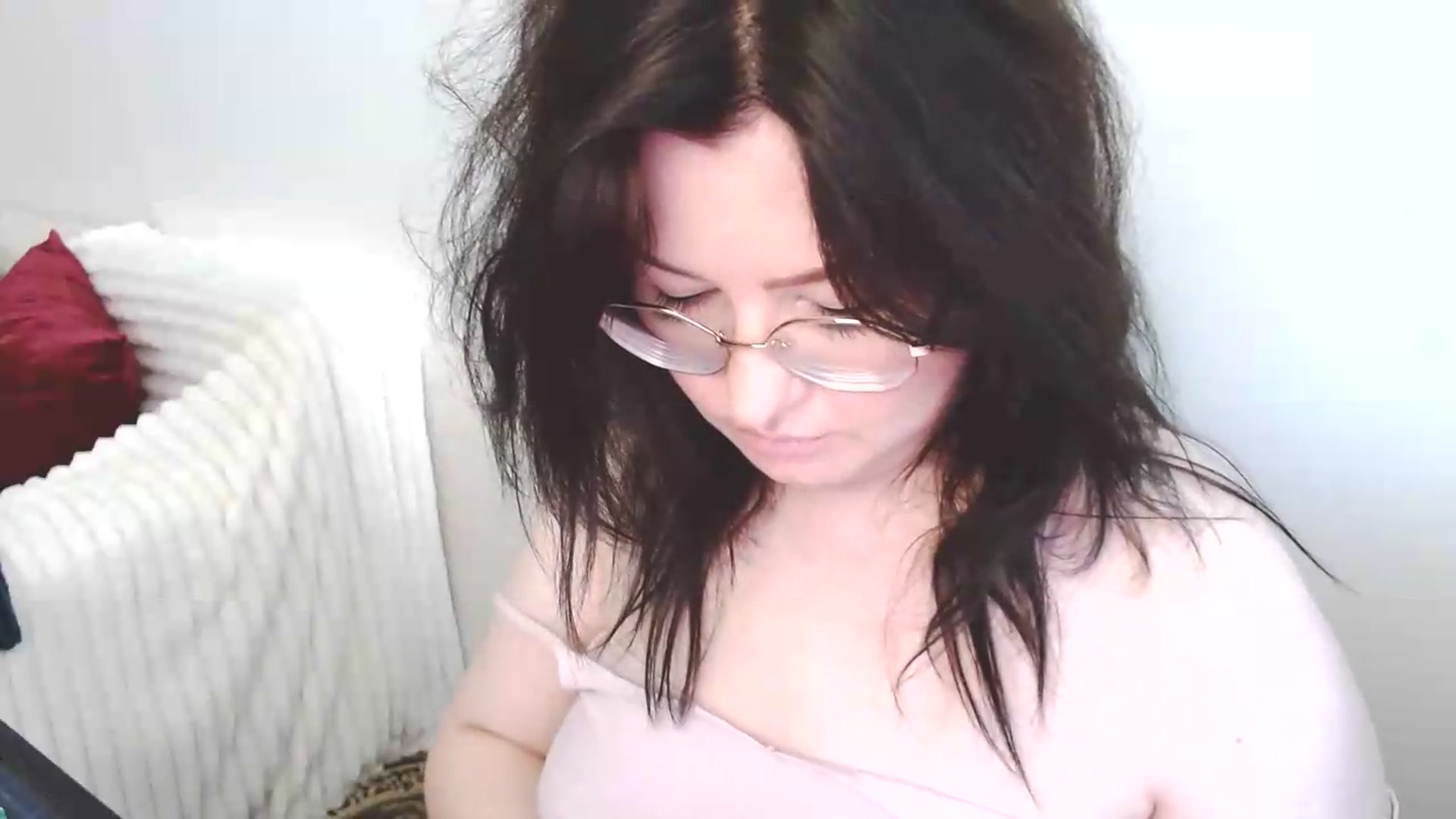 Gallery image thumbnail from EvaStar19's myfreecams stream on, 06/26/2026, 07:43 image 16 of 20