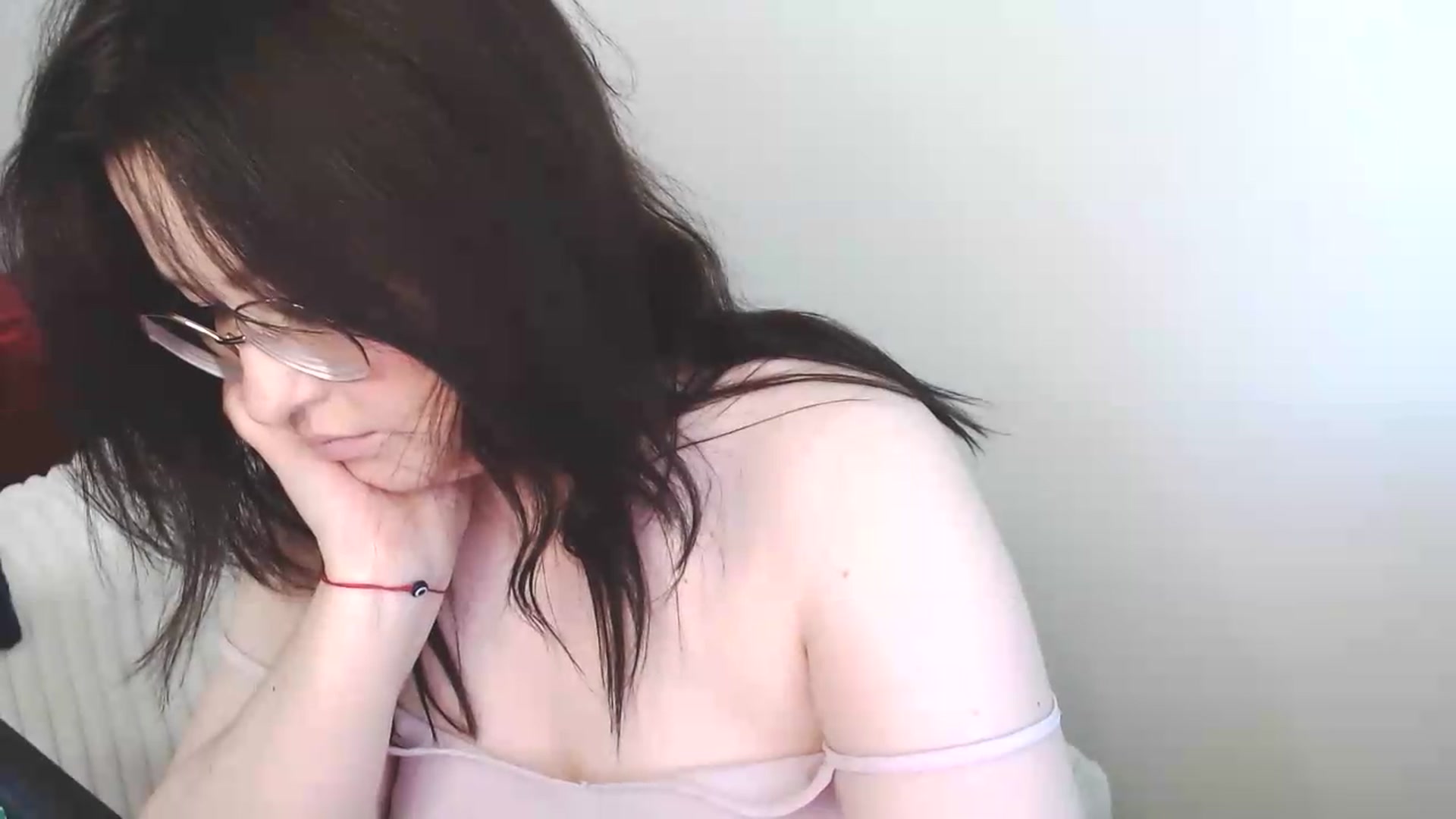 Gallery image thumbnail from EvaStar19's myfreecams stream on, 06/26/2026, 07:43 image 14 of 20