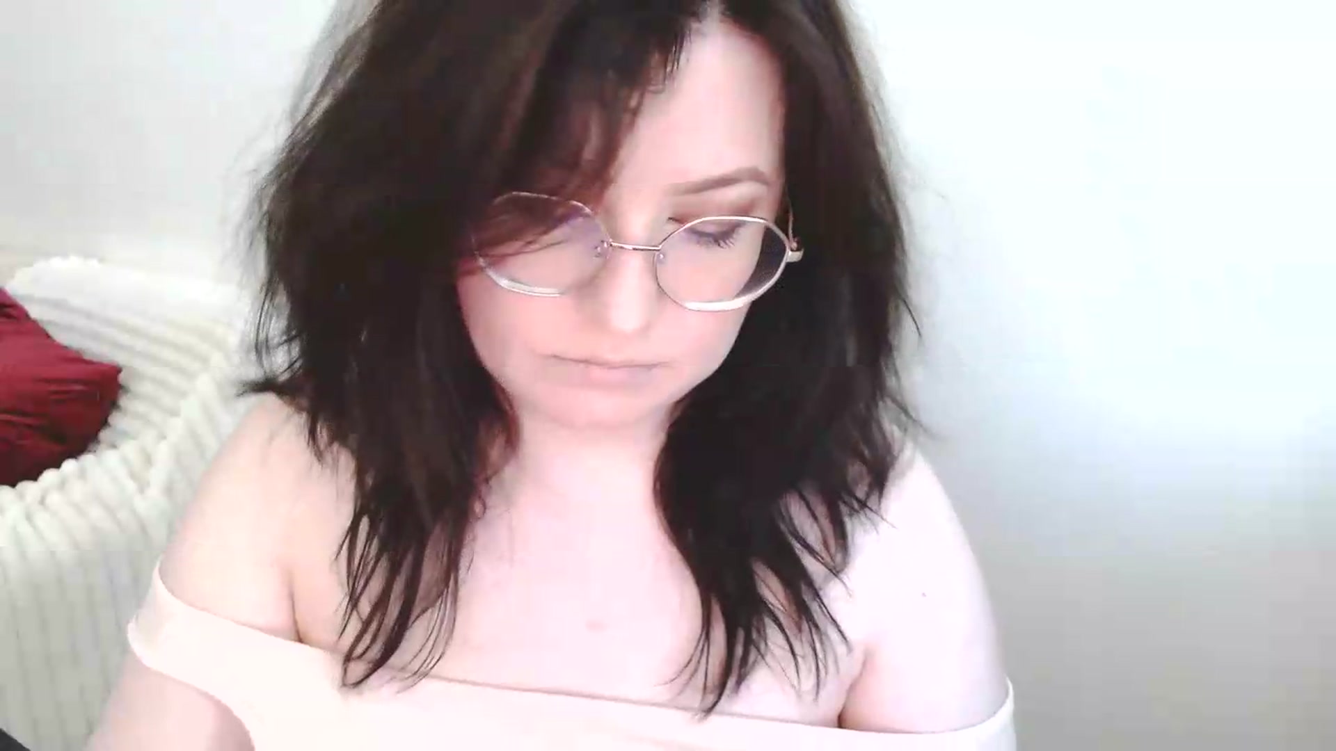 Gallery image thumbnail from EvaStar19's myfreecams stream on, 06/29/2026, 08:22 image 5 of 20