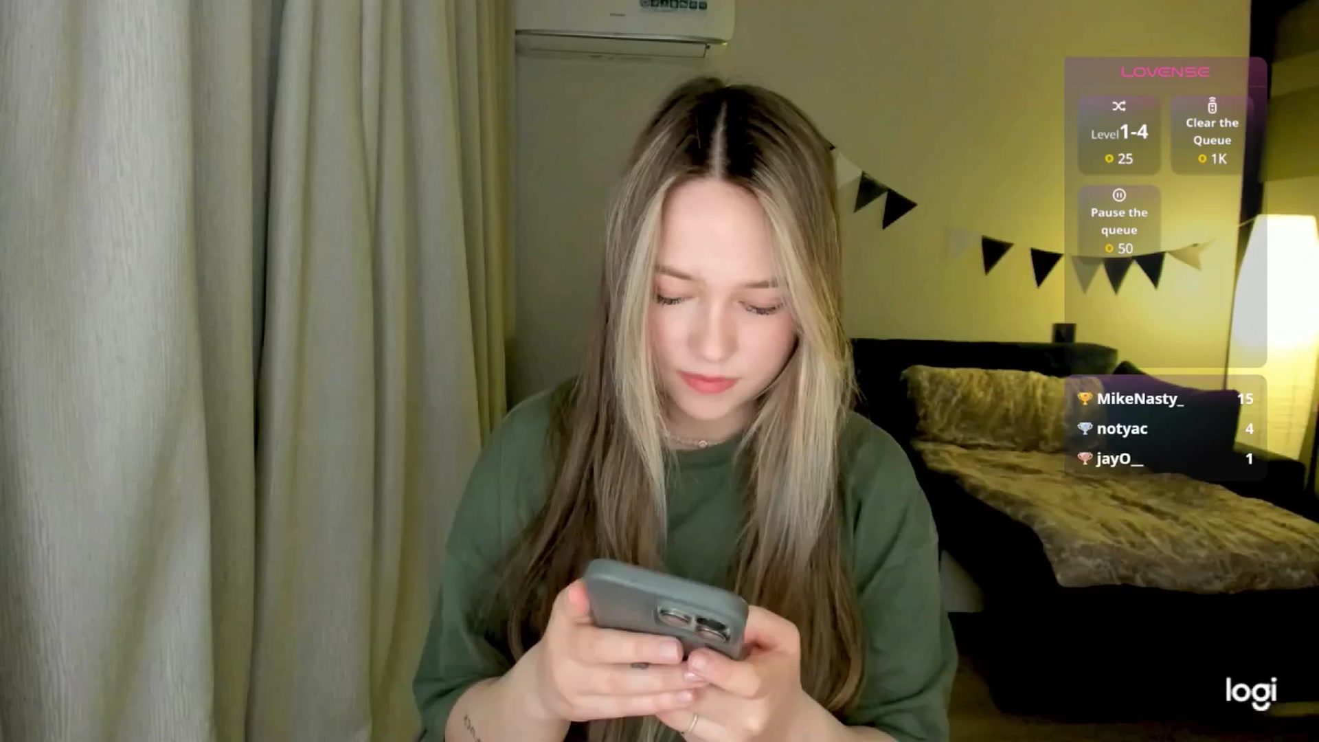 Gallery image thumbnail from EvaSweetKiss's myfreecams stream on, 05/11/2025, 17:16 image 9 of 20