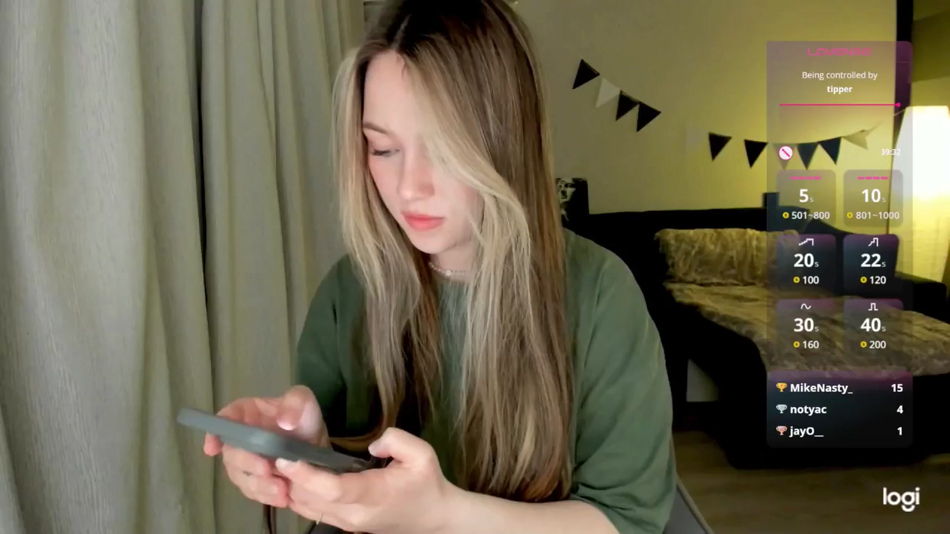 Gallery image thumbnail from EvaSweetKiss's myfreecams stream on, 05/11/2025, 18:09 image 7 of 20