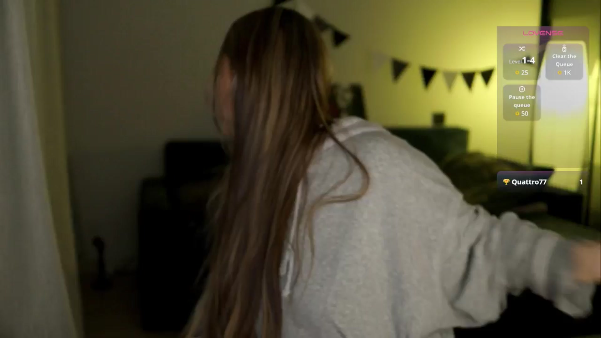 Gallery image thumbnail from EvaSweetKiss's myfreecams stream on, 05/16/2025, 19:51 image 13 of 20
