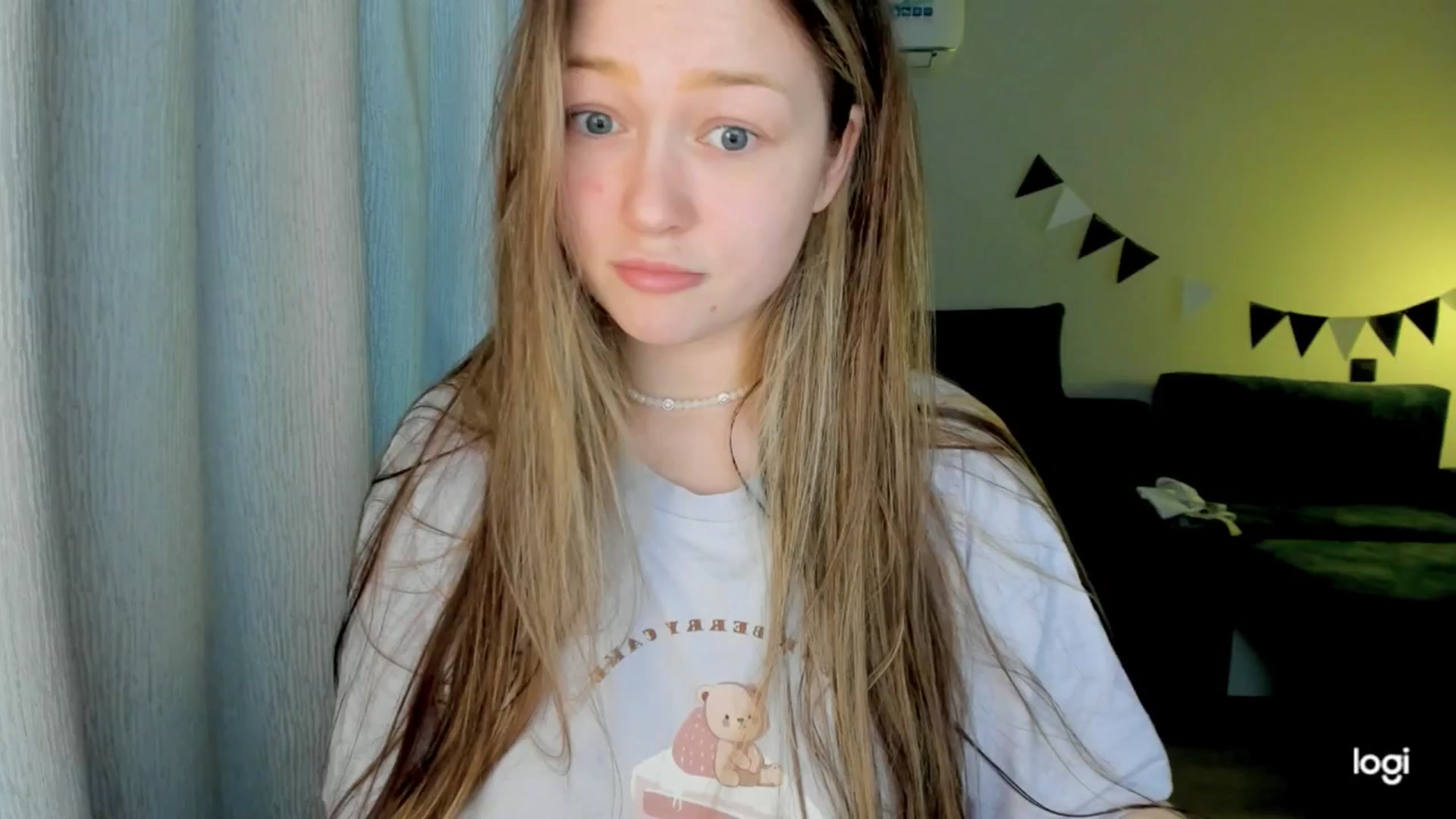 Gallery image thumbnail from EvaSweetKiss's myfreecams stream on, 09/09/2025, 11:27 image 6 of 20