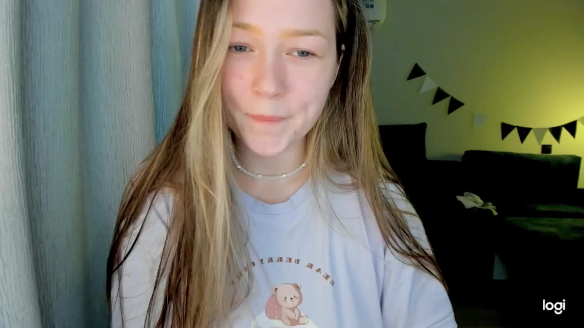 Gallery image thumbnail from EvaSweetKiss's myfreecams stream on, 09/09/2025, 11:27 image 11 of 20