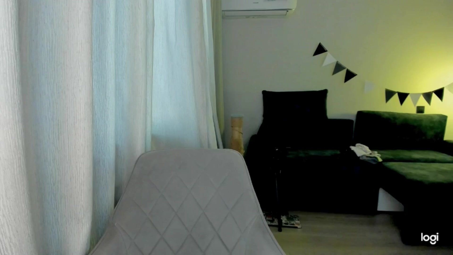 Gallery image thumbnail from EvaSweetKiss's myfreecams stream on, 09/09/2025, 14:54 image 7 of 20