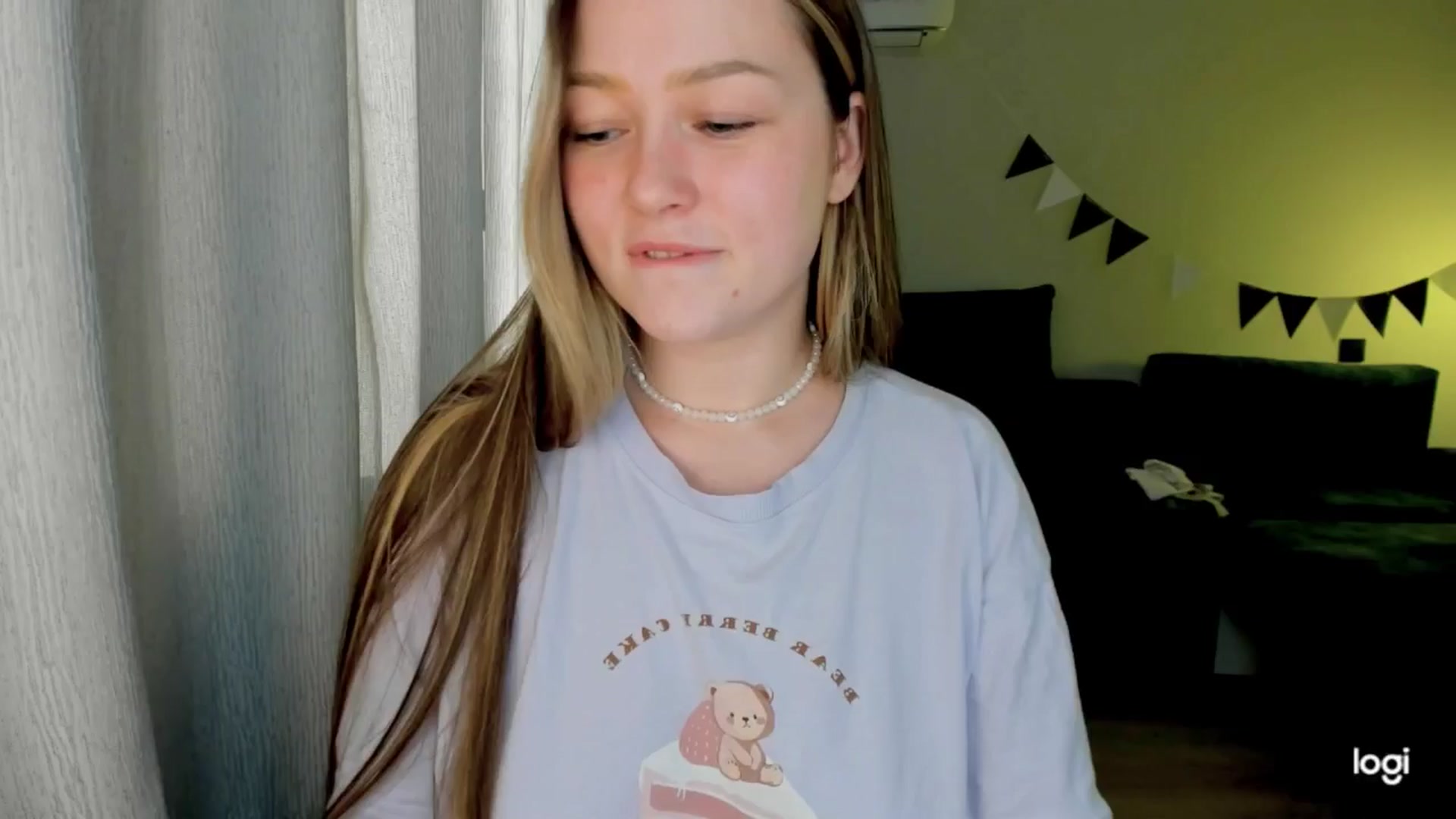Gallery image thumbnail from EvaSweetKiss's myfreecams stream on, 09/09/2025, 14:54 image 16 of 20
