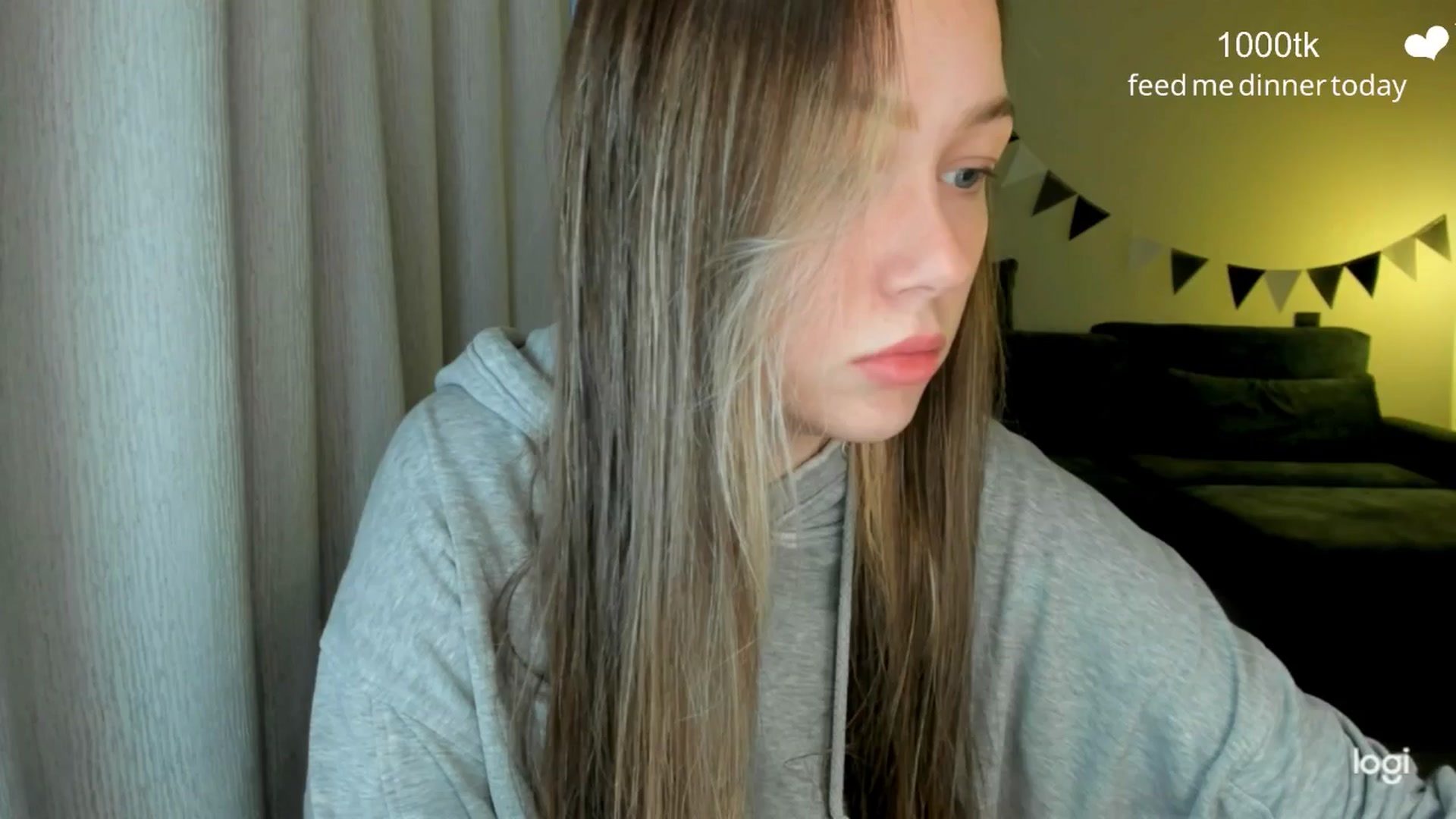 Gallery image thumbnail from EvaSweetKiss's myfreecams stream on, 09/19/2025, 16:40 image 1 of 20