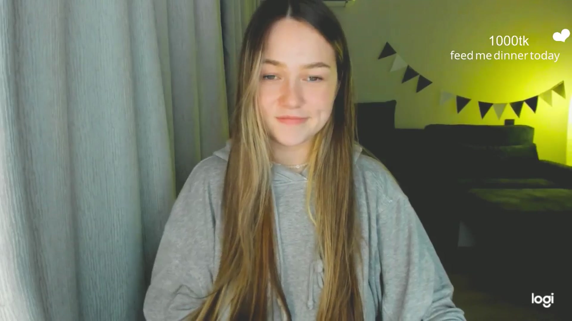 Gallery image thumbnail from EvaSweetKiss's myfreecams stream on, 09/19/2025, 16:40 image 19 of 20