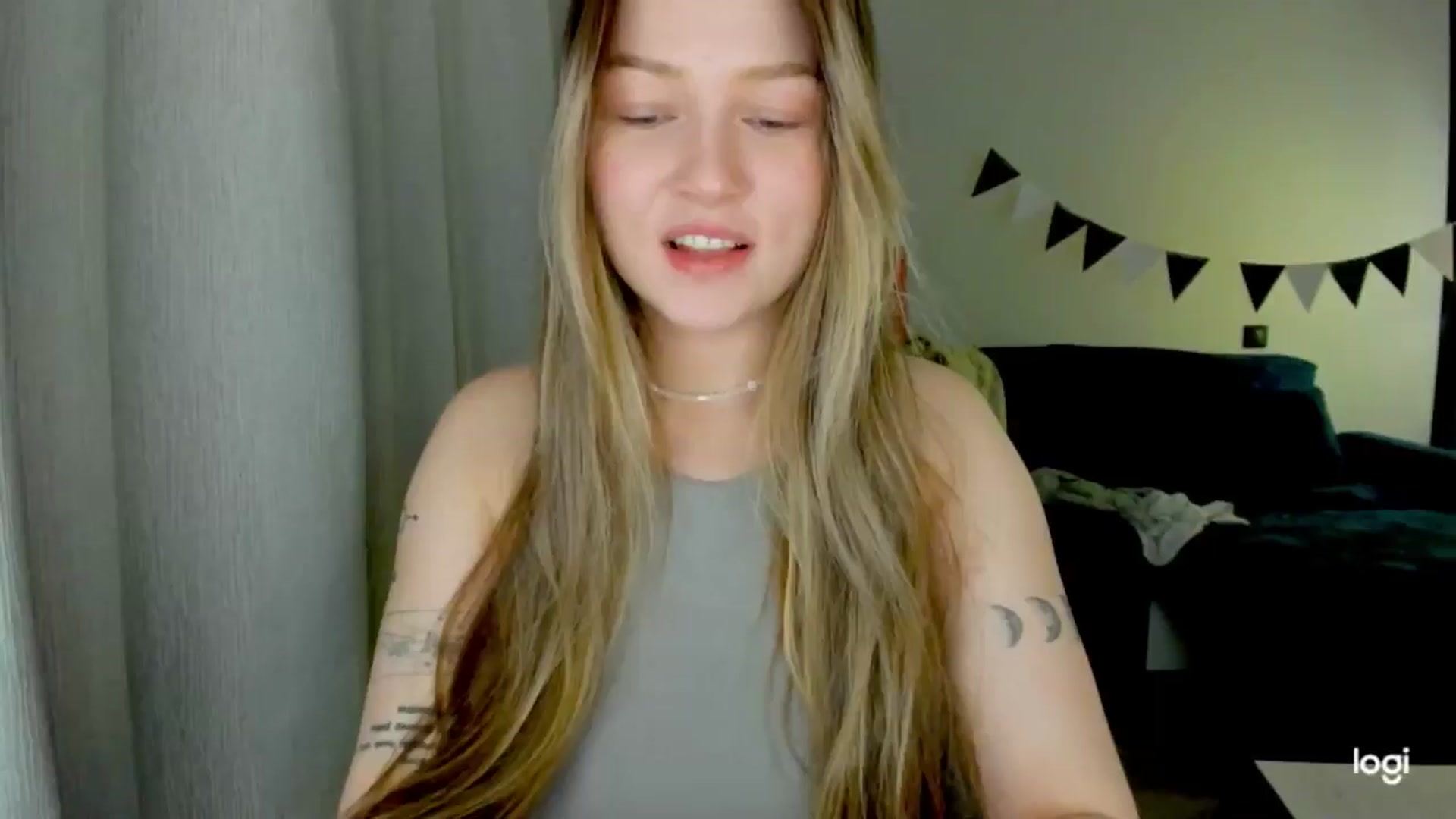 Gallery image thumbnail from EvaSweetKiss's myfreecams stream on, 11/15/2025, 13:58 image 2 of 20