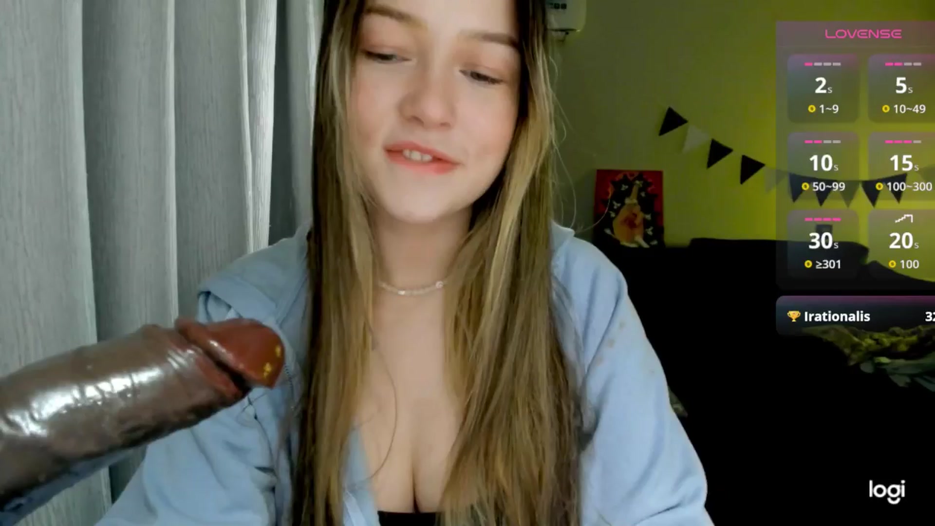 Gallery image thumbnail from EvaSweetKiss's myfreecams stream on, 01/01/2026, 17:30 image 16 of 20