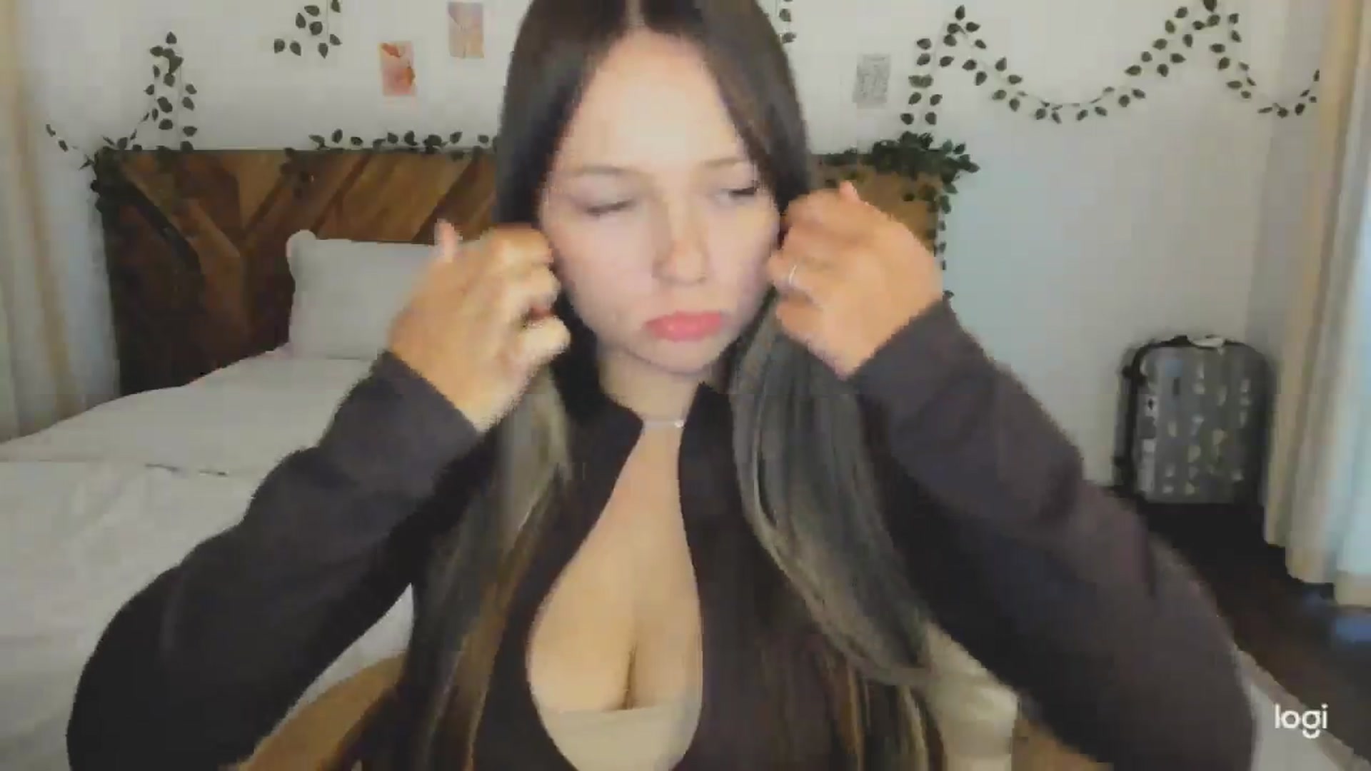 Gallery image thumbnail from EvaSweetKiss's myfreecams stream on, 05/07/2026, 09:23 image 20 of 20