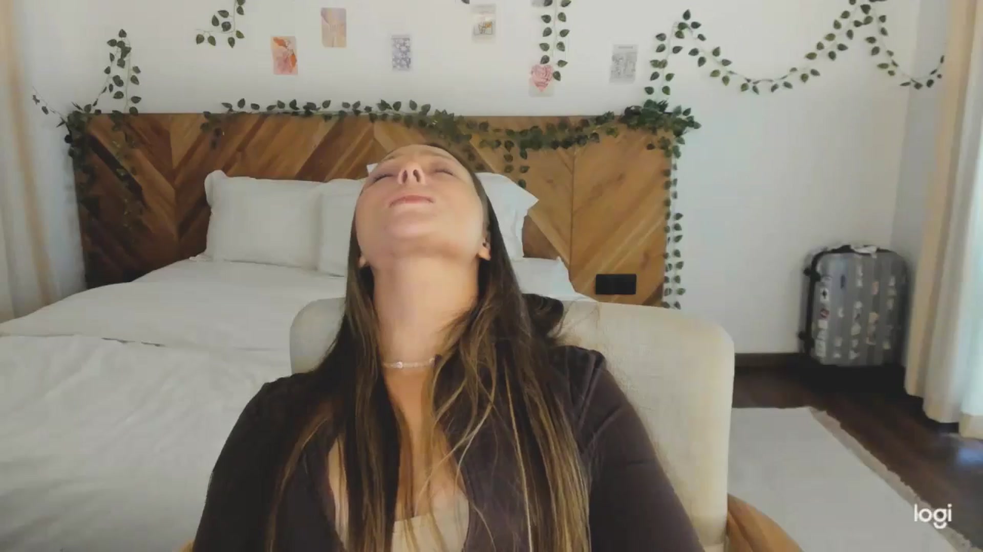 Gallery image thumbnail from EvaSweetKiss's myfreecams stream on, 05/07/2026, 09:23 image 9 of 20