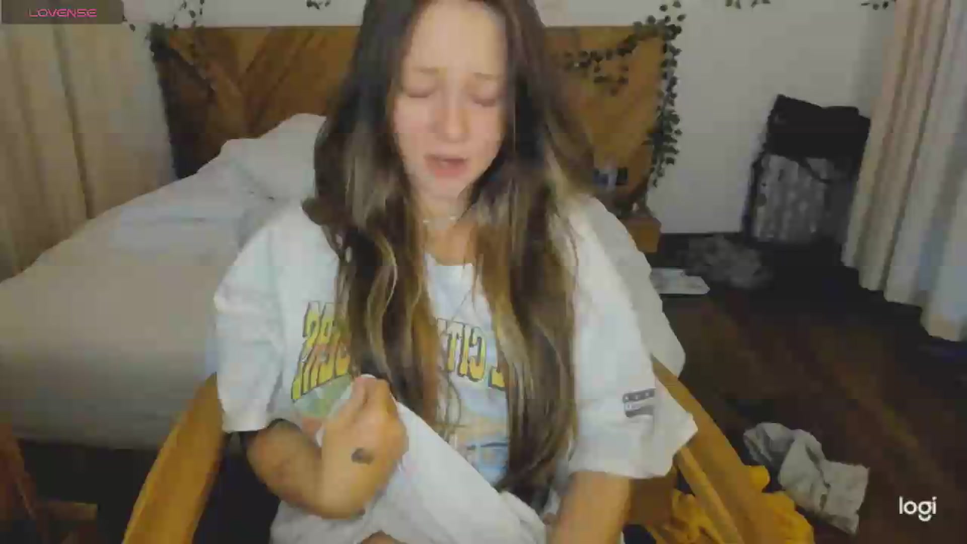 Gallery image thumbnail from EvaSweetKiss's myfreecams stream on, 07/03/2026, 10:10 image 12 of 20