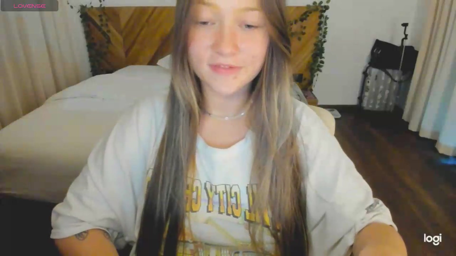 Gallery image thumbnail from EvaSweetKiss's myfreecams stream on, 07/08/2026, 10:53 image 9 of 20