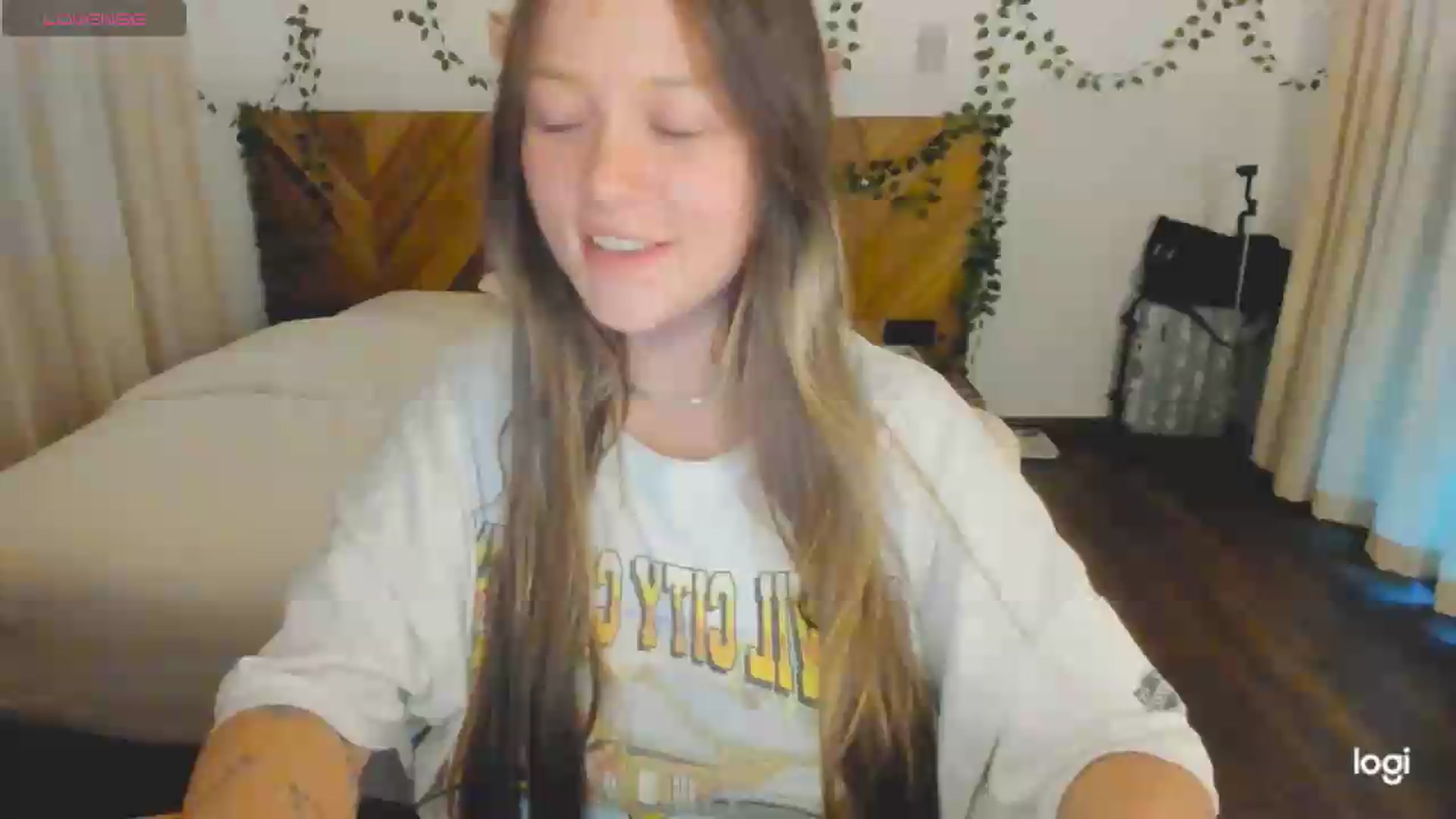 Gallery image thumbnail from EvaSweetKiss's myfreecams stream on, 07/08/2026, 10:53 image 6 of 20