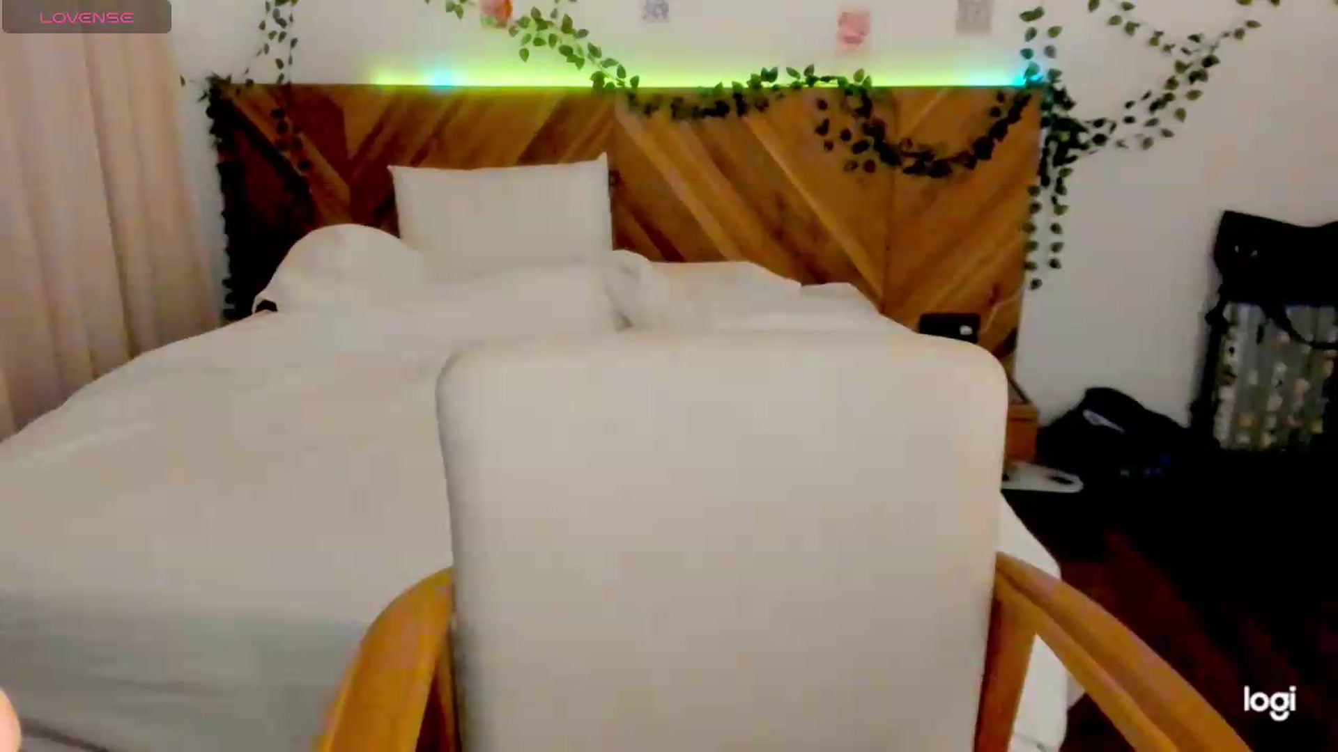 Gallery image thumbnail from EvaSweetKiss's myfreecams stream on, 07/21/2026, 10:44 image 14 of 20