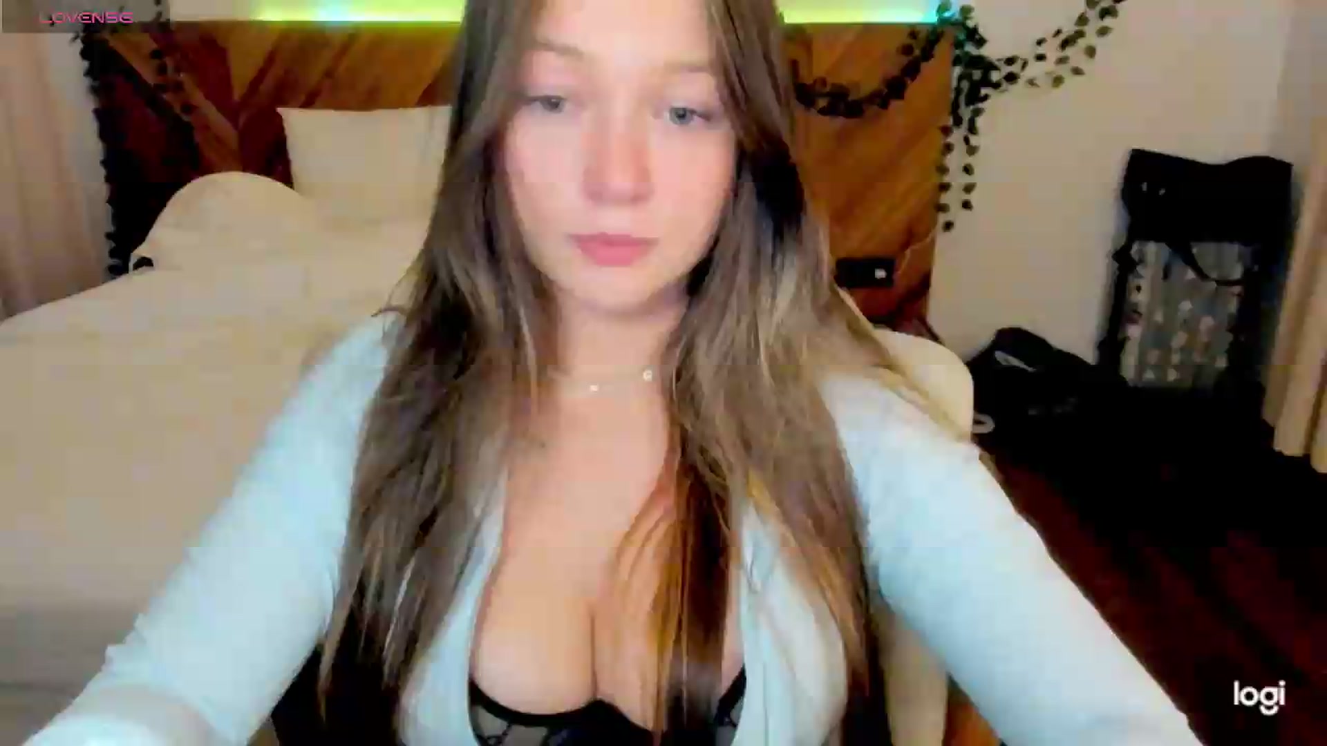 Gallery image thumbnail from EvaSweetKiss's myfreecams stream on, 07/21/2026, 12:45 image 1 of 20