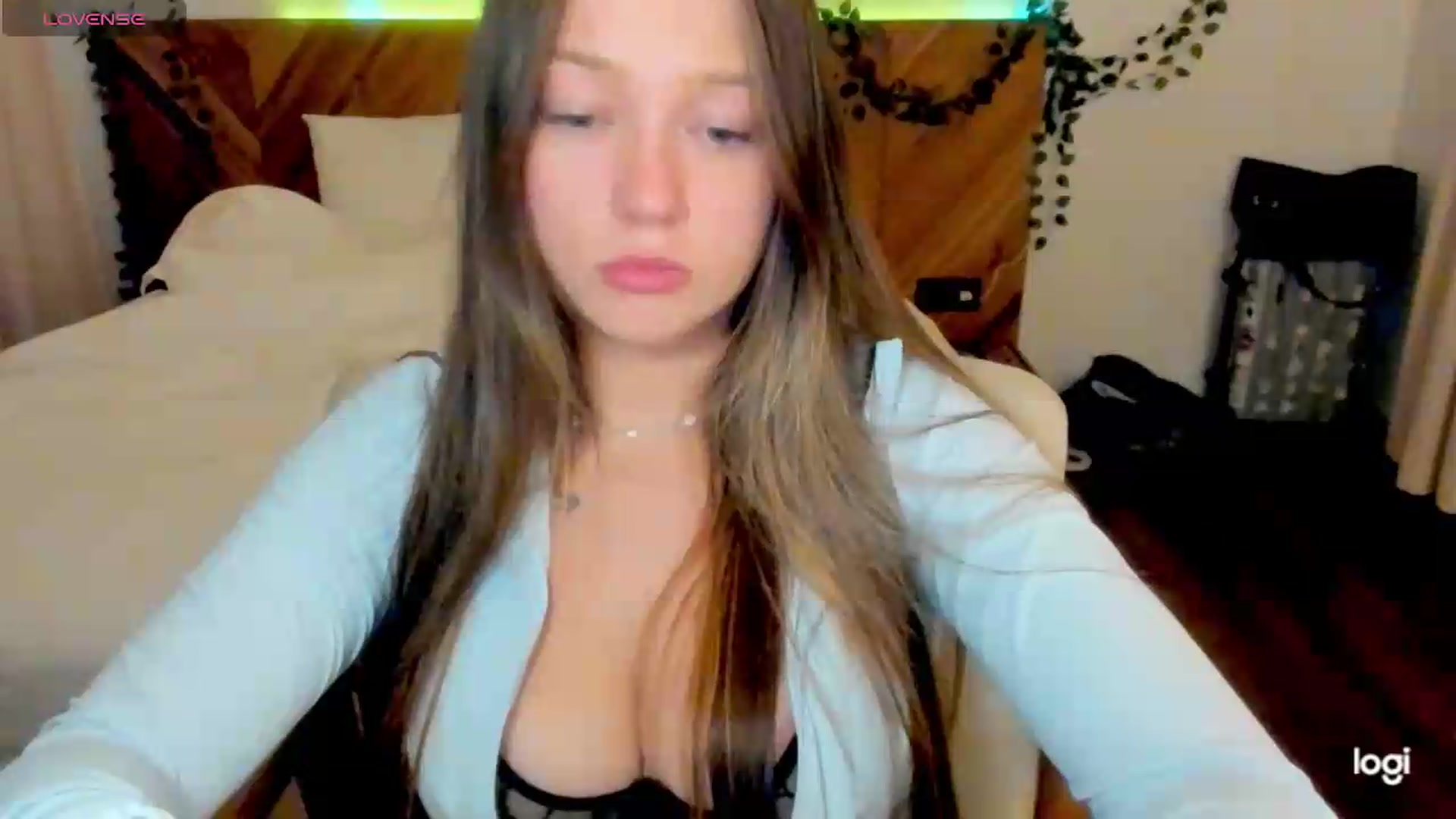 Gallery image thumbnail from EvaSweetKiss's myfreecams stream on, 07/21/2026, 12:45 image 6 of 20