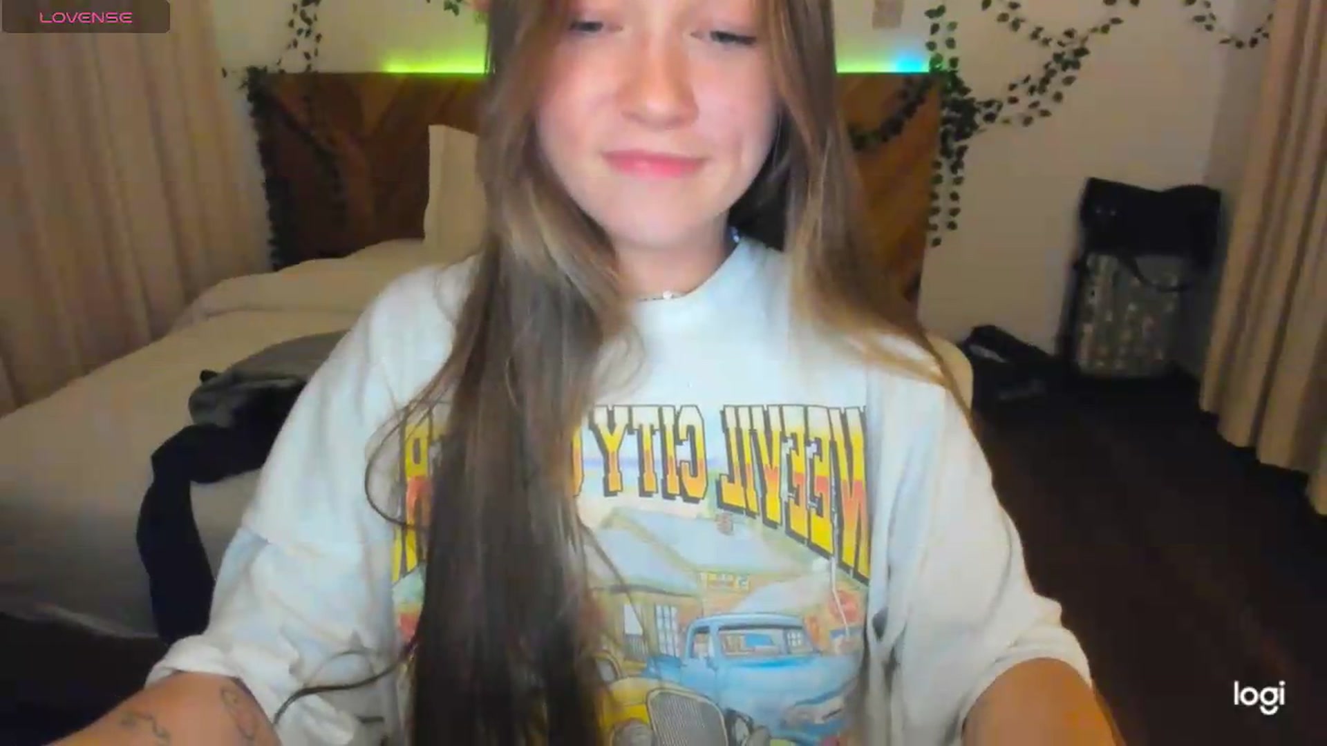 Gallery image thumbnail from EvaSweetKiss's myfreecams stream on, 07/23/2026, 12:20 image 18 of 20