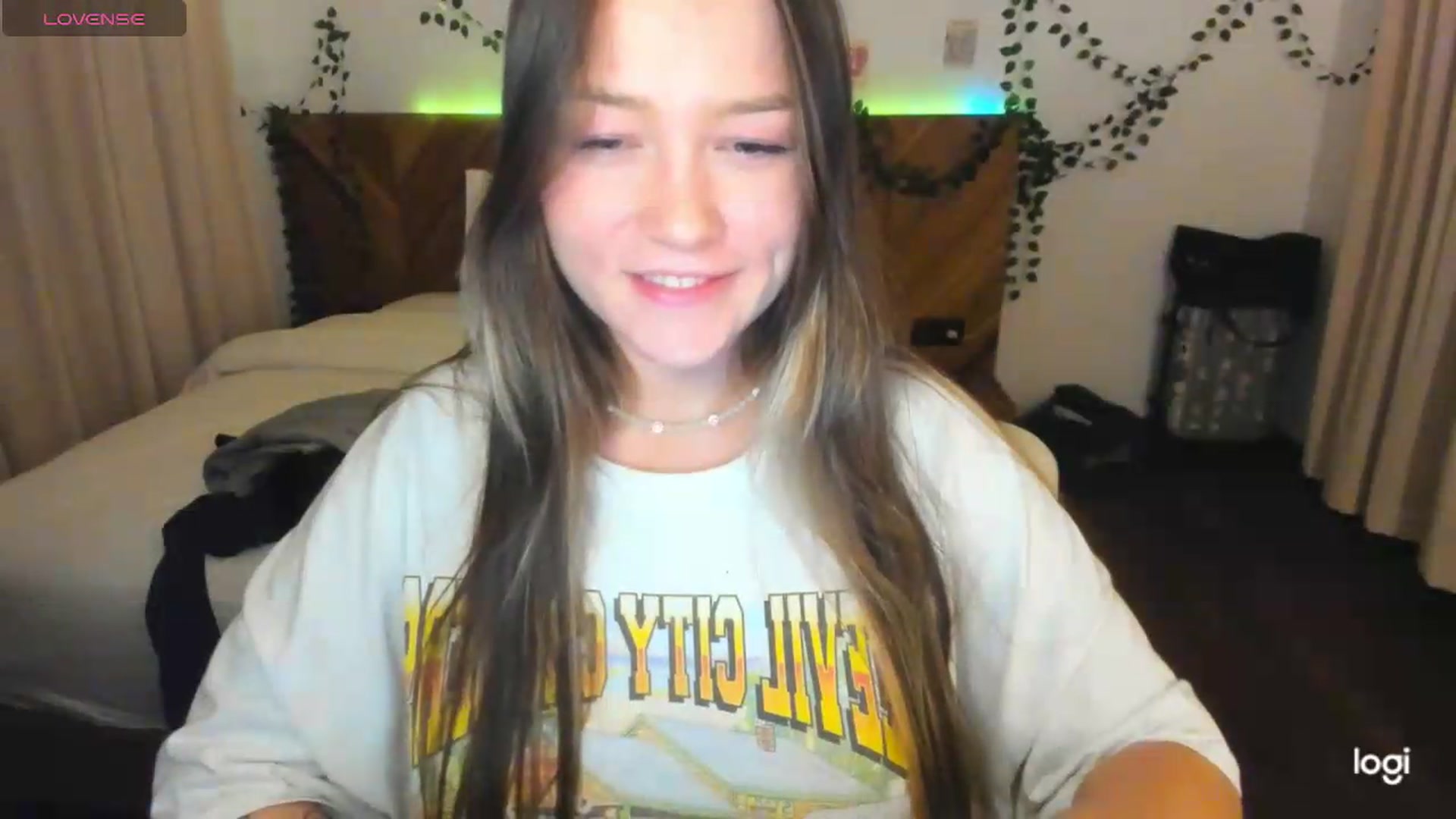 Gallery image thumbnail from EvaSweetKiss's myfreecams stream on, 07/23/2026, 12:20 image 9 of 20
