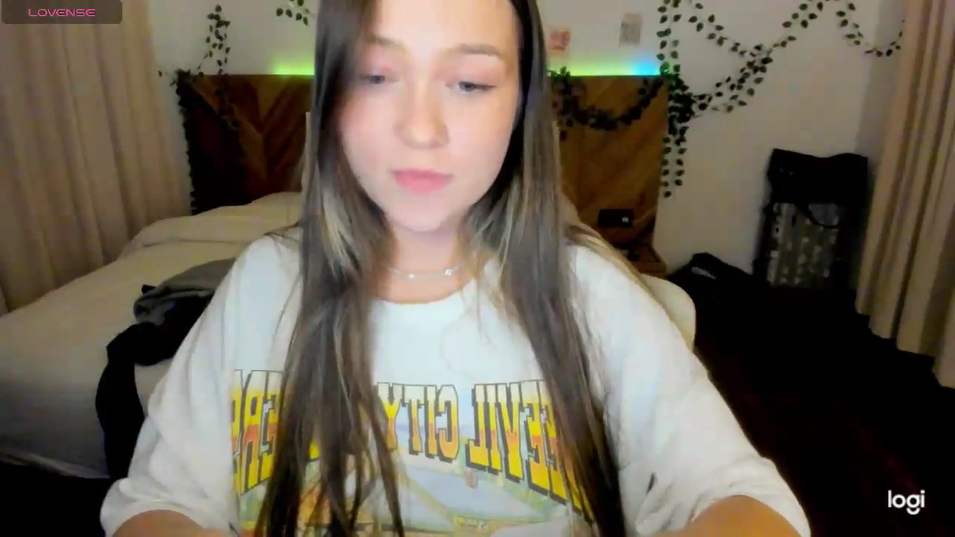 Gallery image thumbnail from EvaSweetKiss's myfreecams stream on, 07/23/2026, 12:20 image 8 of 20