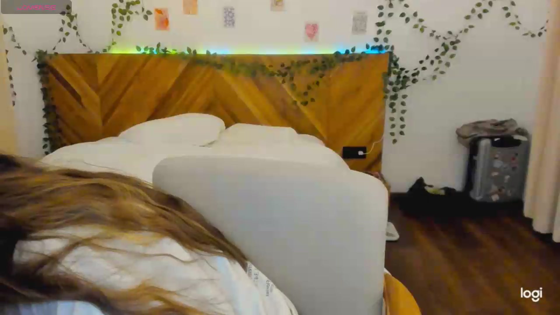 Gallery image thumbnail from EvaSweetKiss's myfreecams stream on, 08/21/2026, 12:29 image 7 of 20