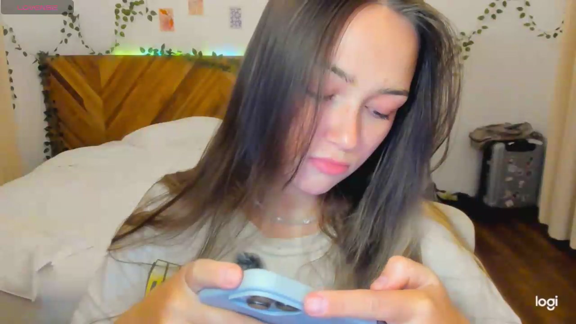 Gallery image thumbnail from EvaSweetKiss's myfreecams stream on, 08/21/2026, 12:29 image 9 of 20