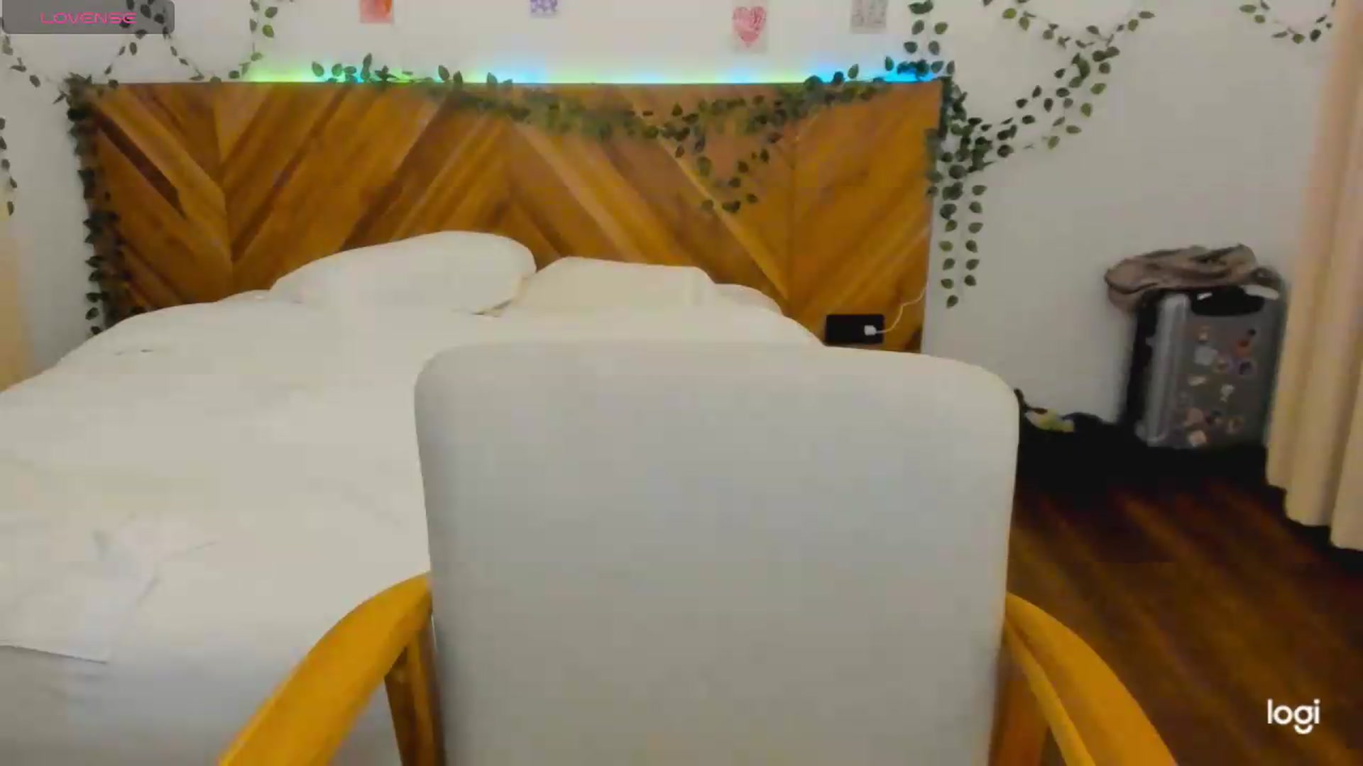 Gallery image thumbnail from EvaSweetKiss's myfreecams stream on, 08/21/2026, 12:29 image 18 of 20