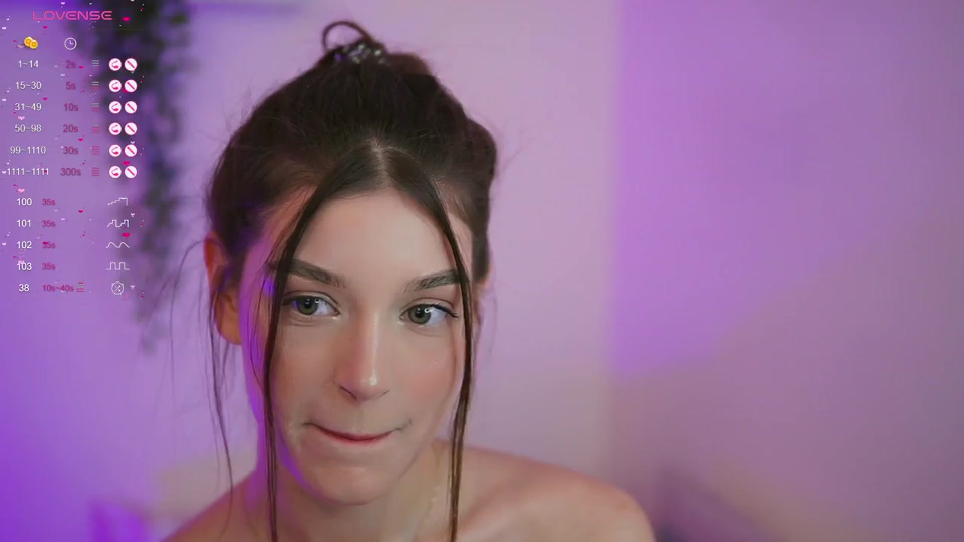 Gallery image thumbnail from EvaWarenn's myfreecams stream on, 03/19/2024, 06:50 image 3 of 20
