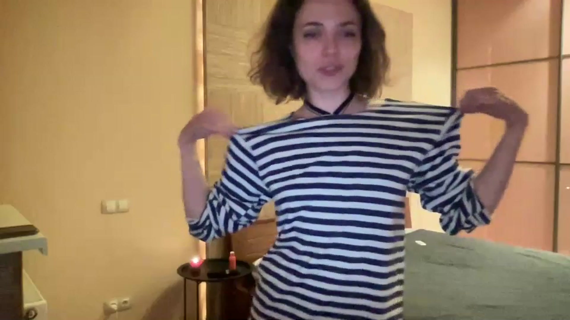 Gallery image thumbnail from EvaYelchin's myfreecams stream on, 07/18/2023, 23:26 image 5 of 20