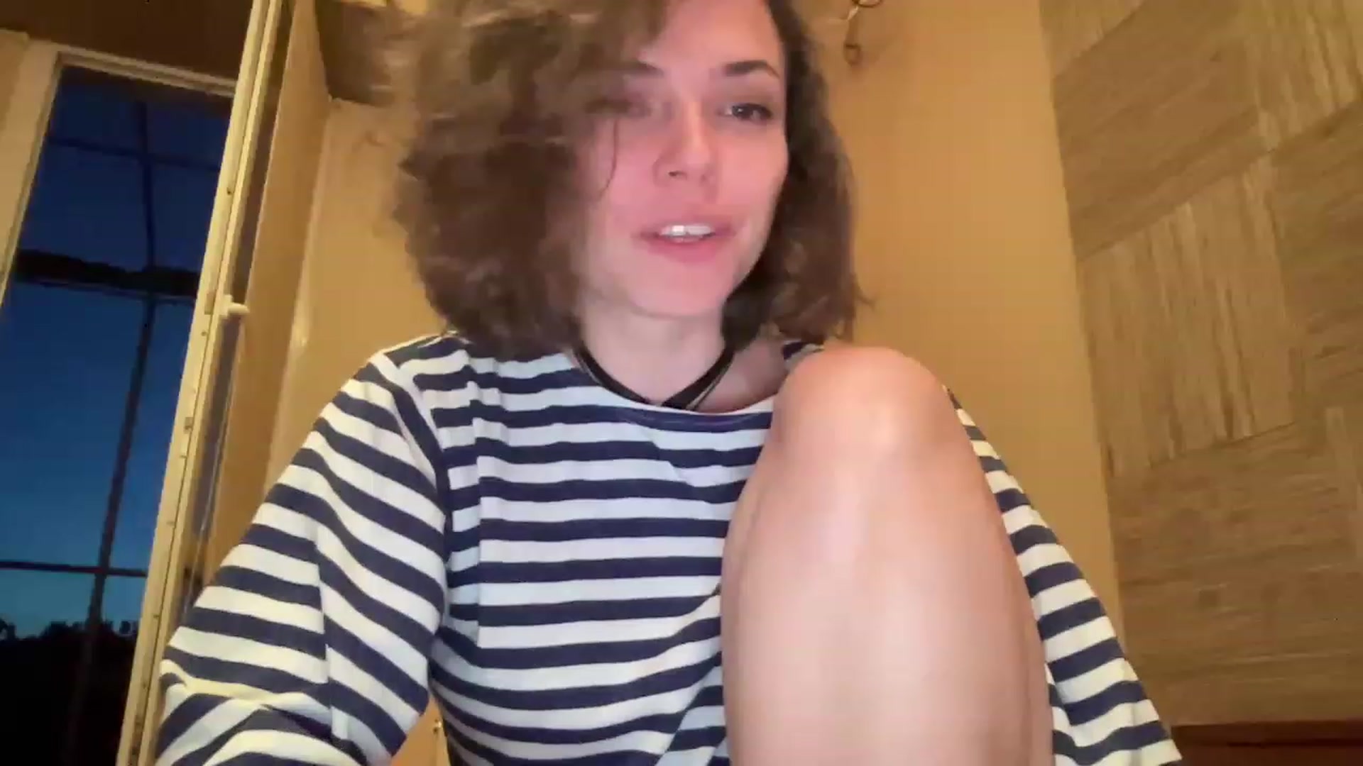 Gallery image thumbnail from EvaYelchin's myfreecams stream on, 07/19/2023, 24:52 image 19 of 20