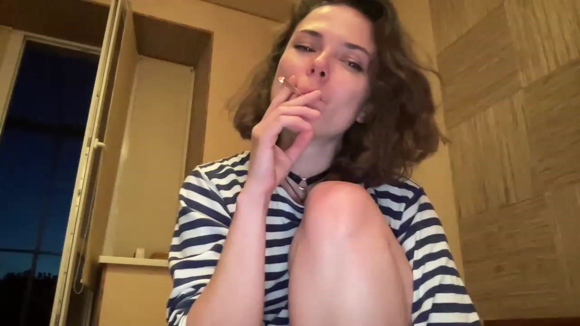 Gallery image thumbnail from EvaYelchin's myfreecams stream on, 07/19/2023, 24:52 image 13 of 20