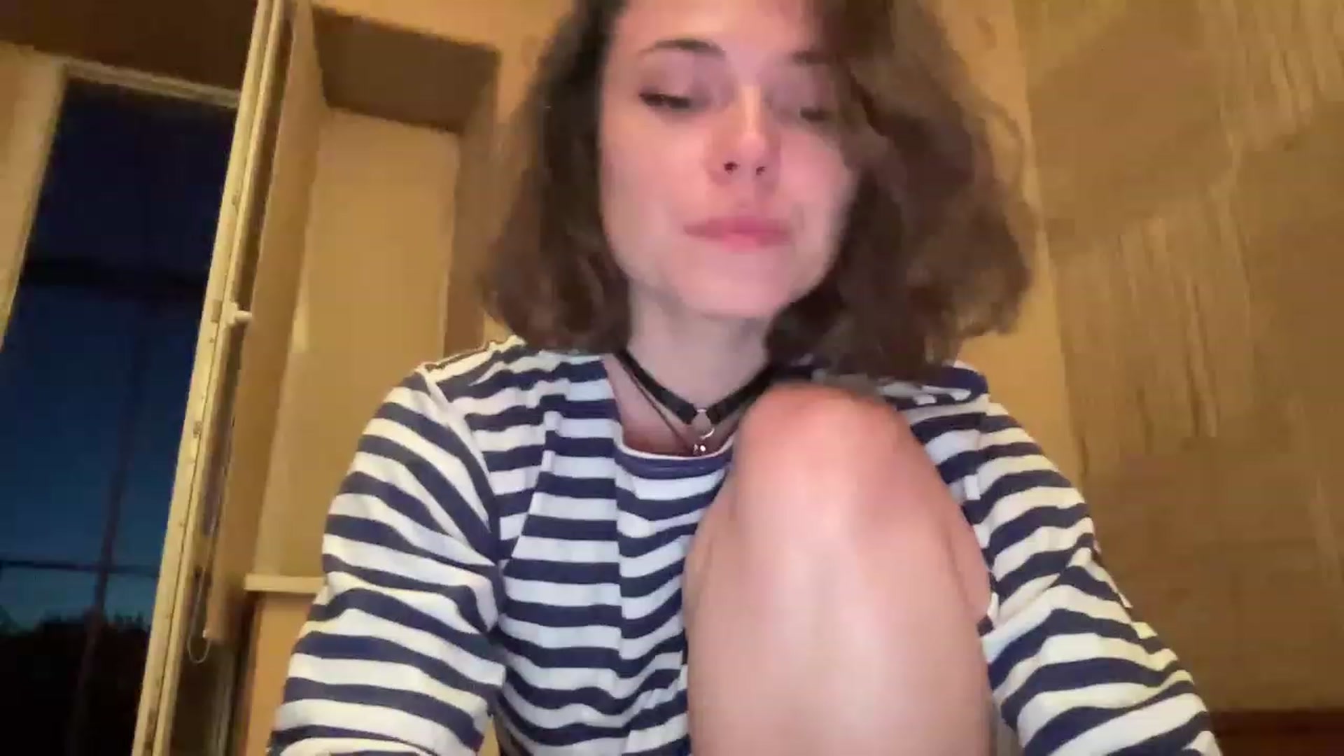 Gallery image thumbnail from EvaYelchin's myfreecams stream on, 07/19/2023, 24:52 image 14 of 20